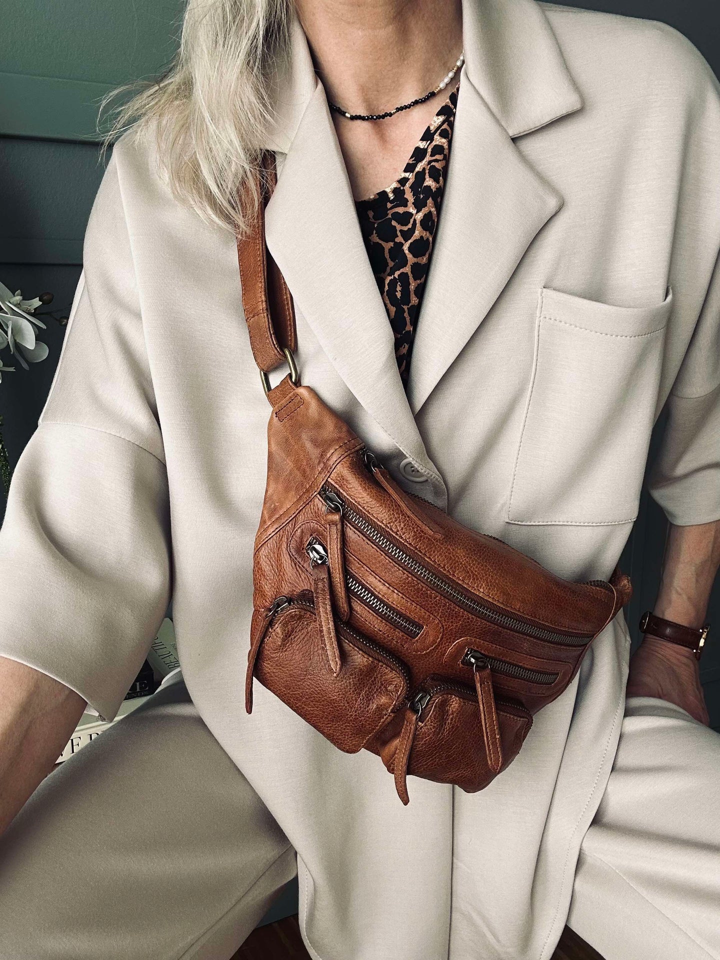 Set Lisa beige - Skjorta och byxor