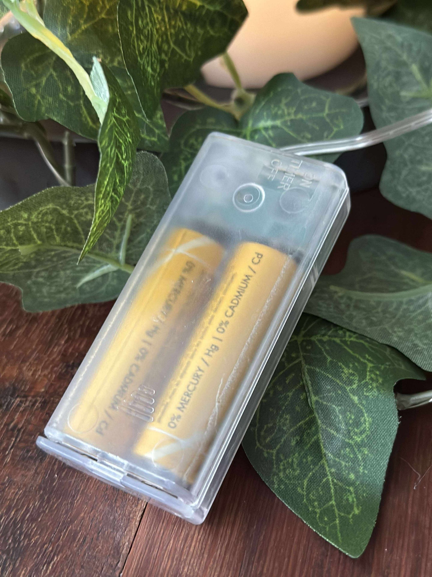 Ljusslinga med gröna murgrönablad - 290cm