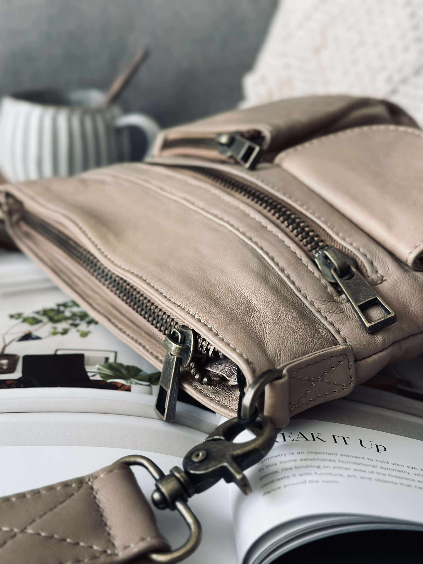 Crossbody LATTE - Ultra mjuk