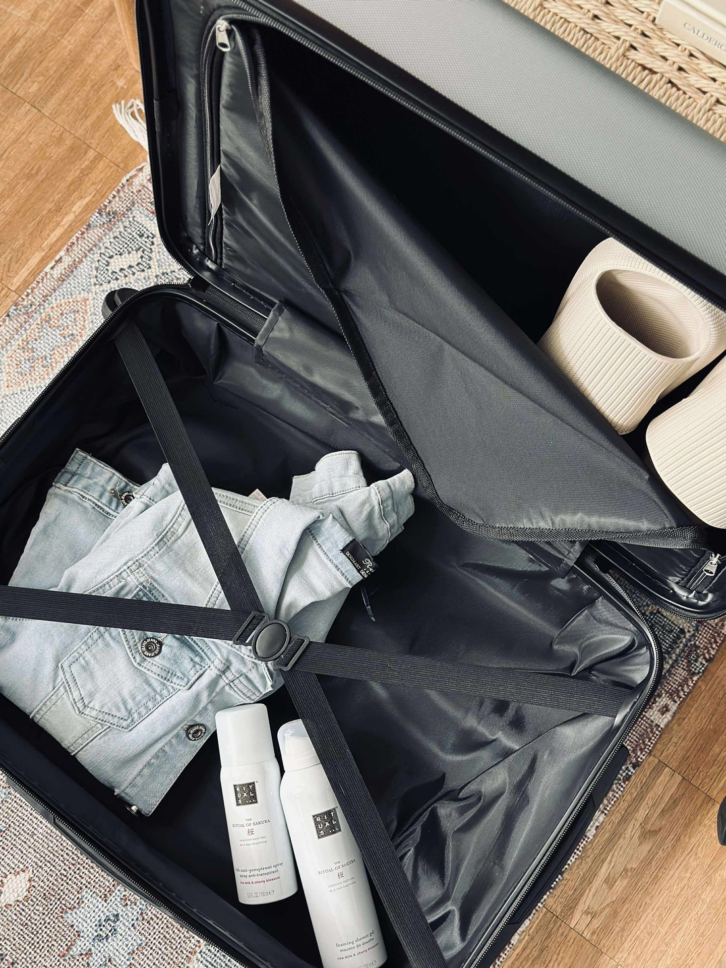 Lyxigt resväskset Silver - Set om 3 st.