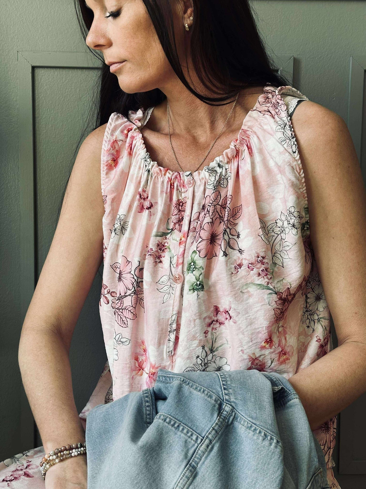 Topp Anika Rose flower