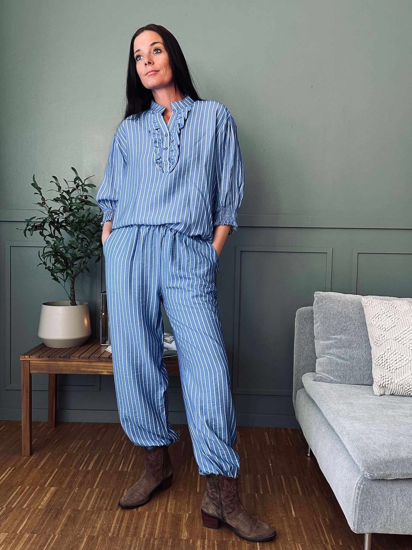 Blus Charlie Blue