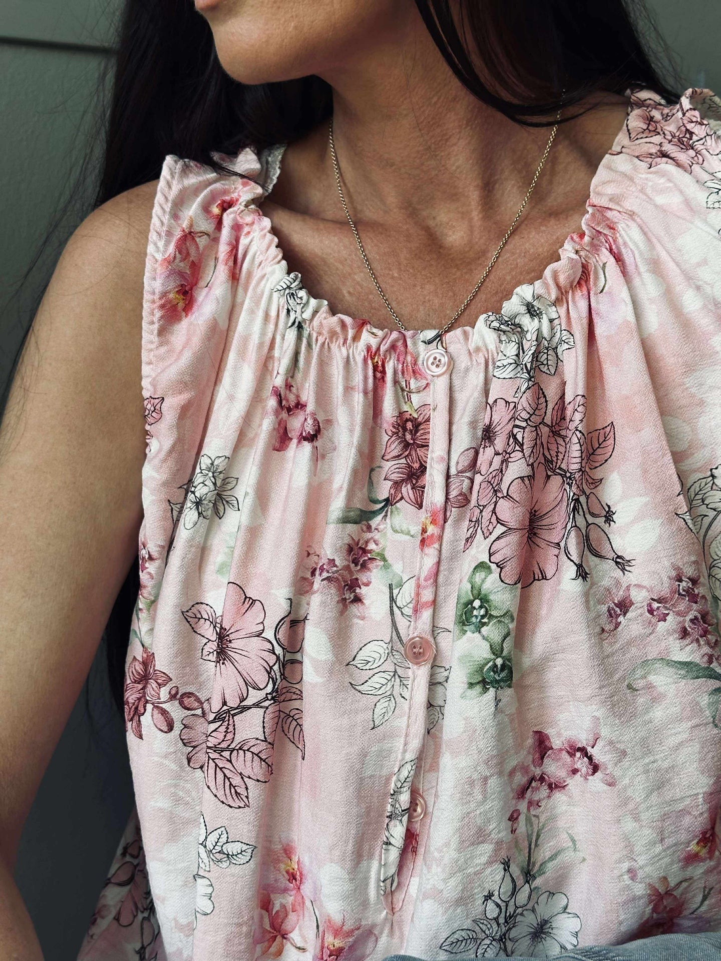 Topp Anika Rose flower