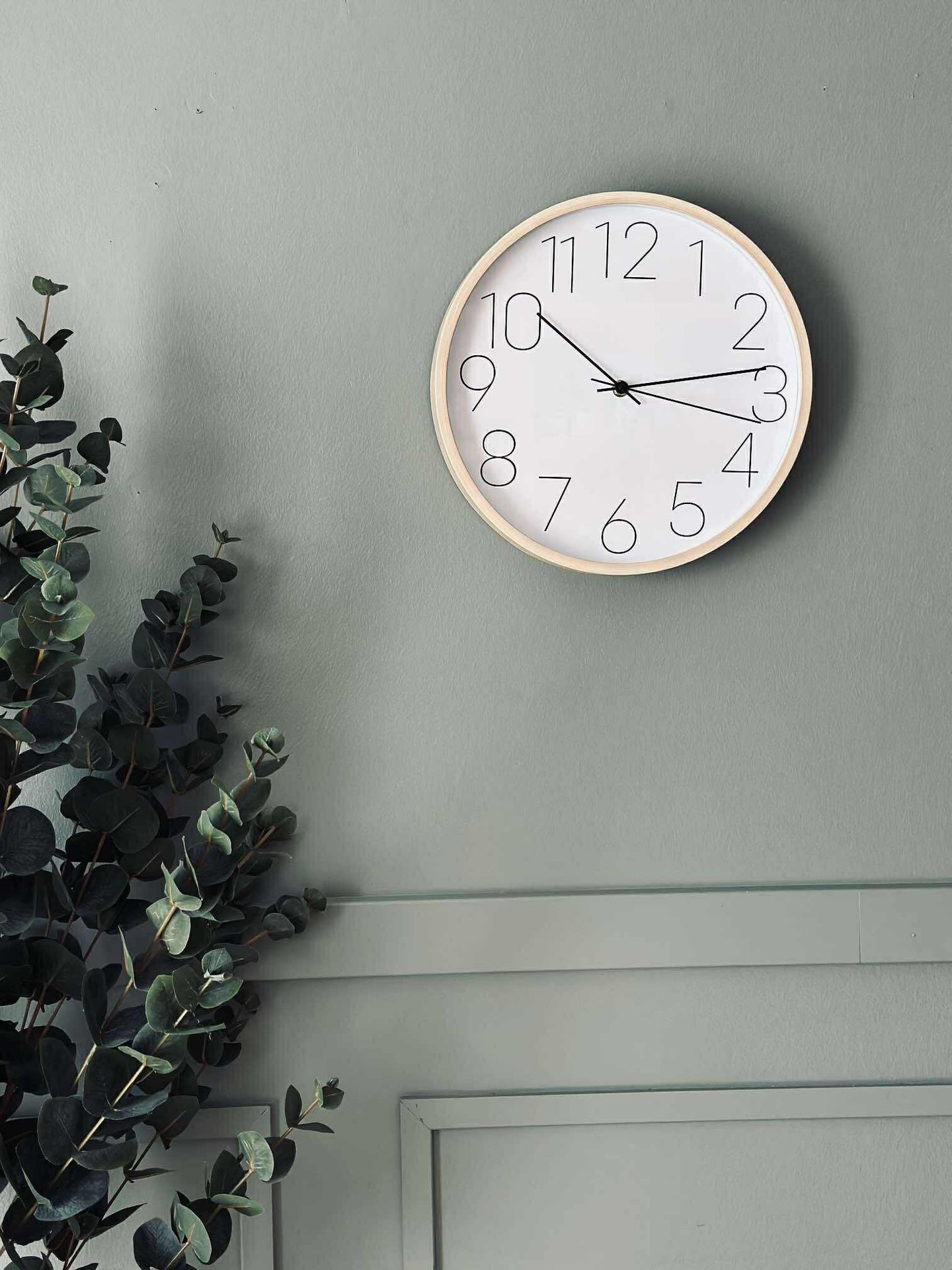 Väggklocka Trä