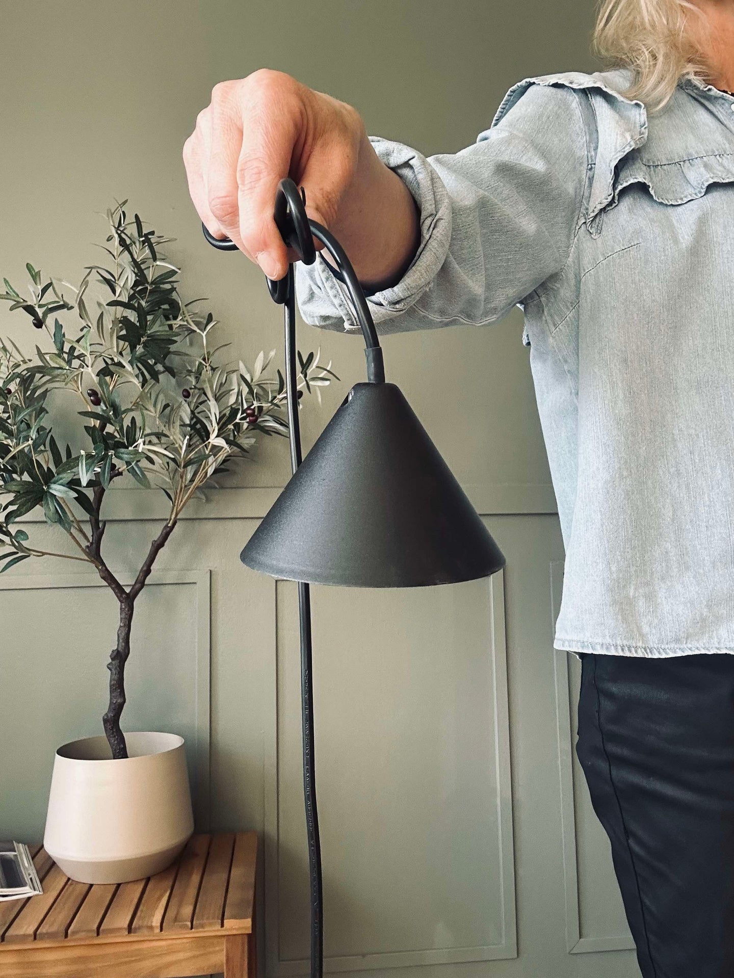 Bambu lampa - Svart dia 33