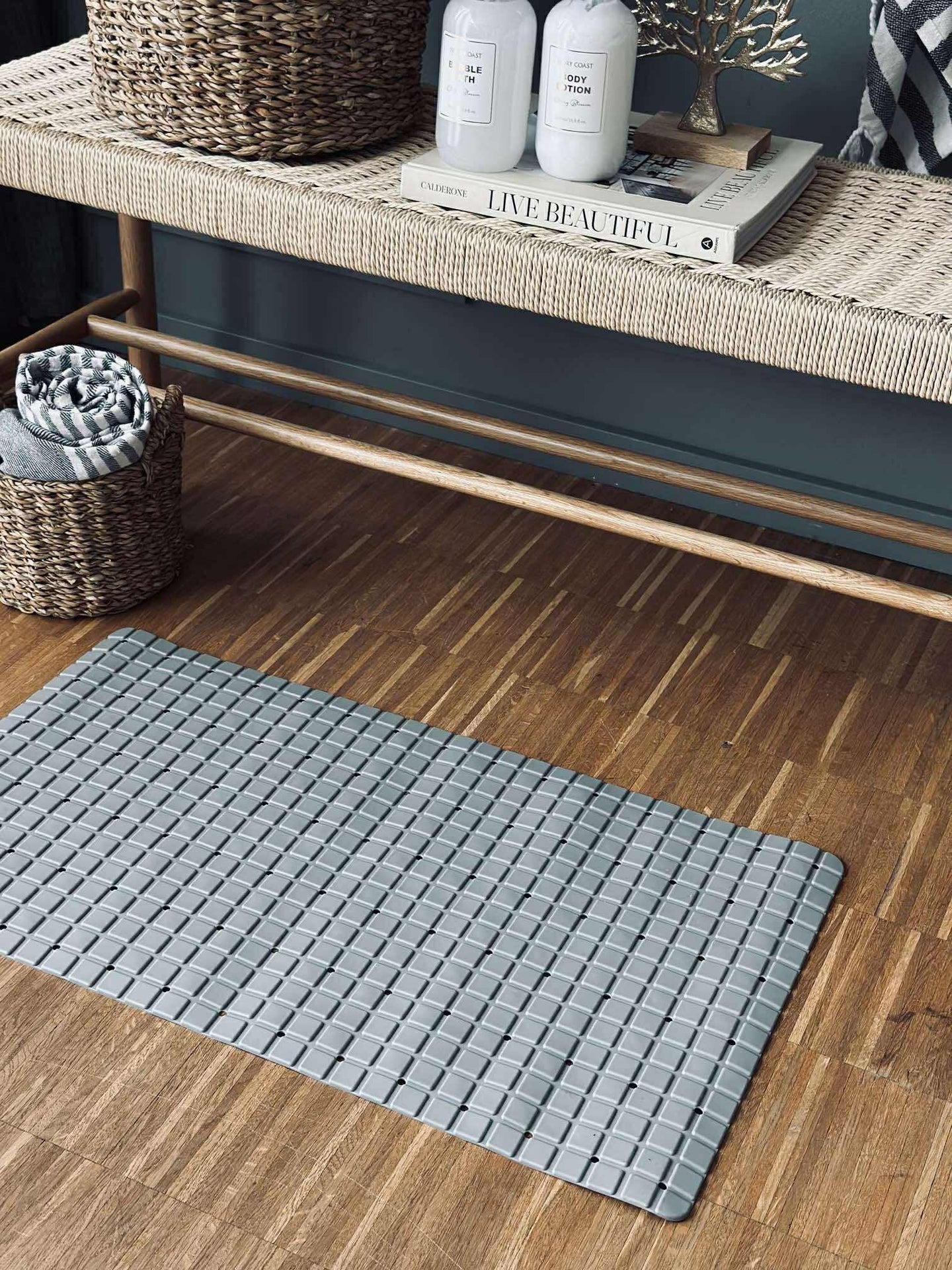 Halkfri badrumsmatta 69x39 - Grå