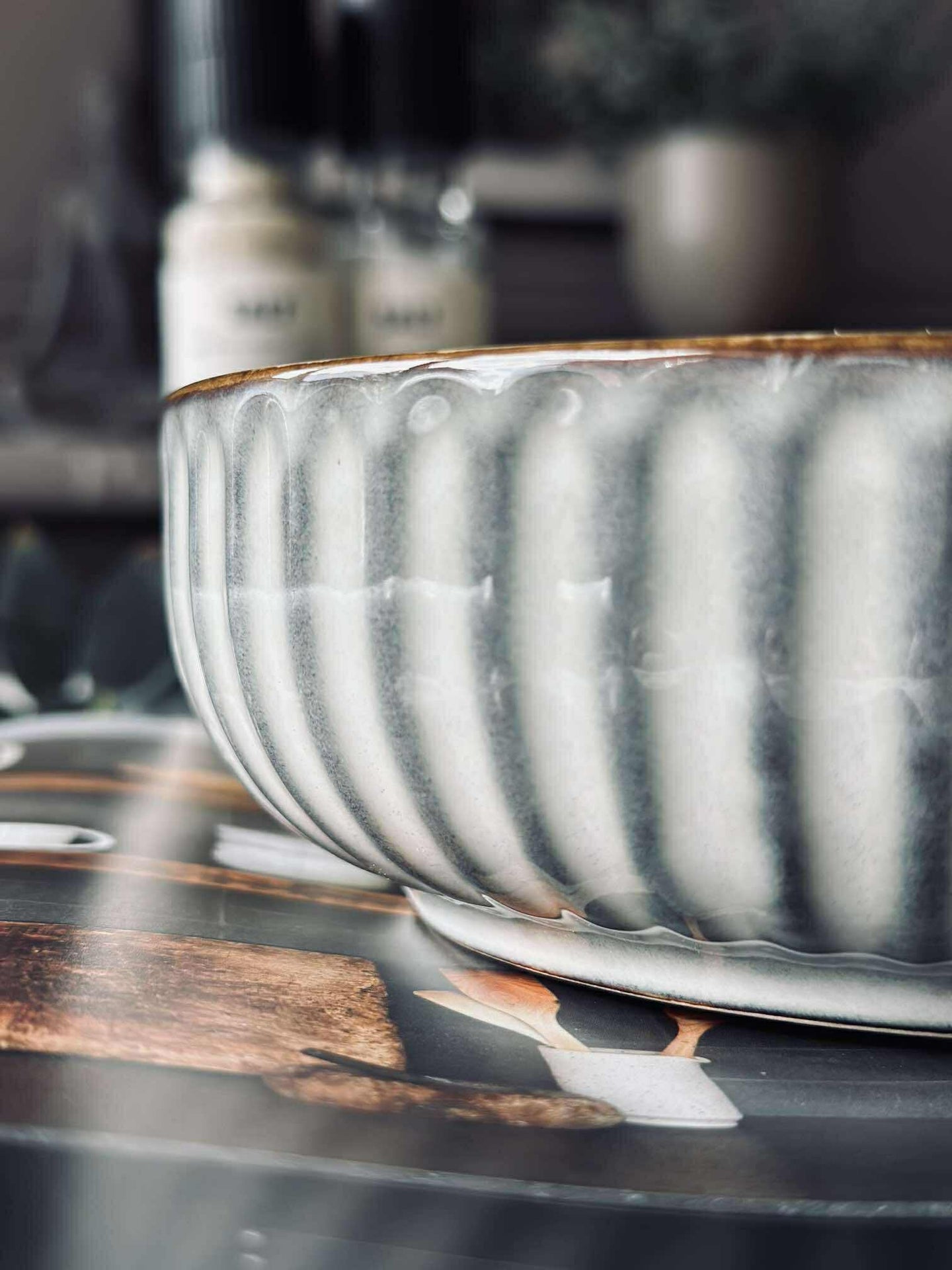 Skål VIGA randig stengods - Grå 16cm