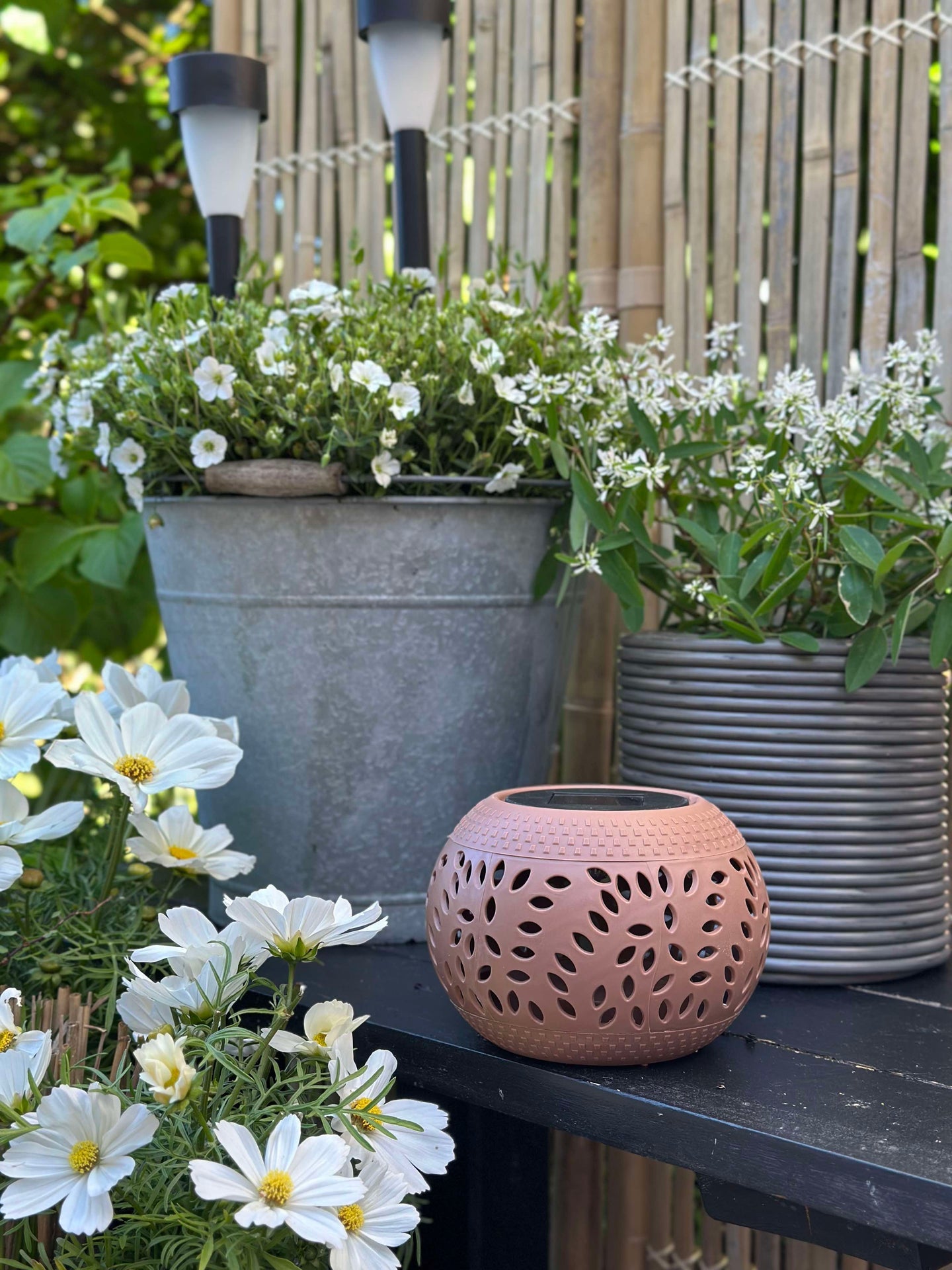 Solcellslykta FIONA - Gammalrosa