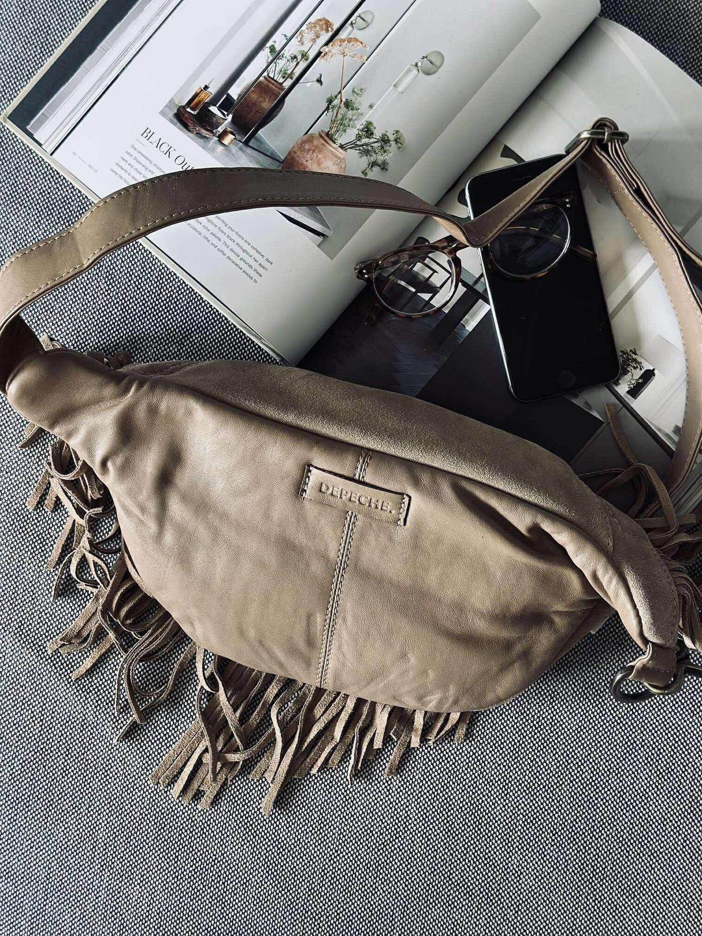 Bumbag med fransar - Sand