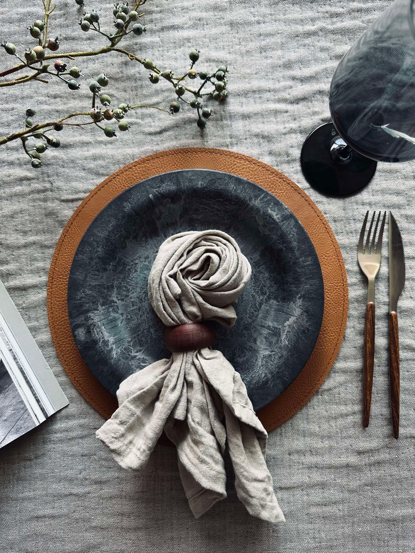 Vändbar bordstablett - Konjak / natur