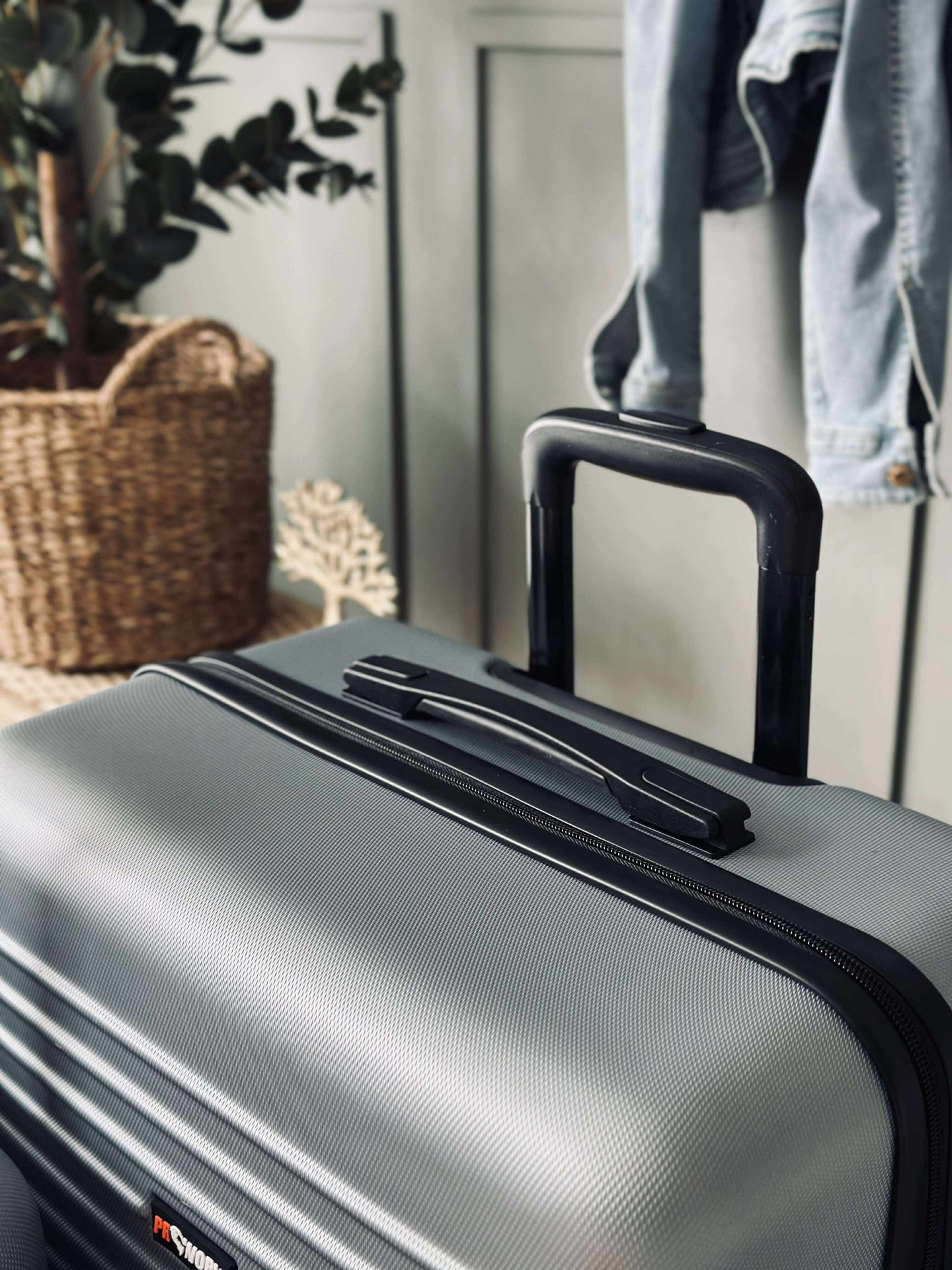 Lyxigt resväskset Silver - Set om 3 st.