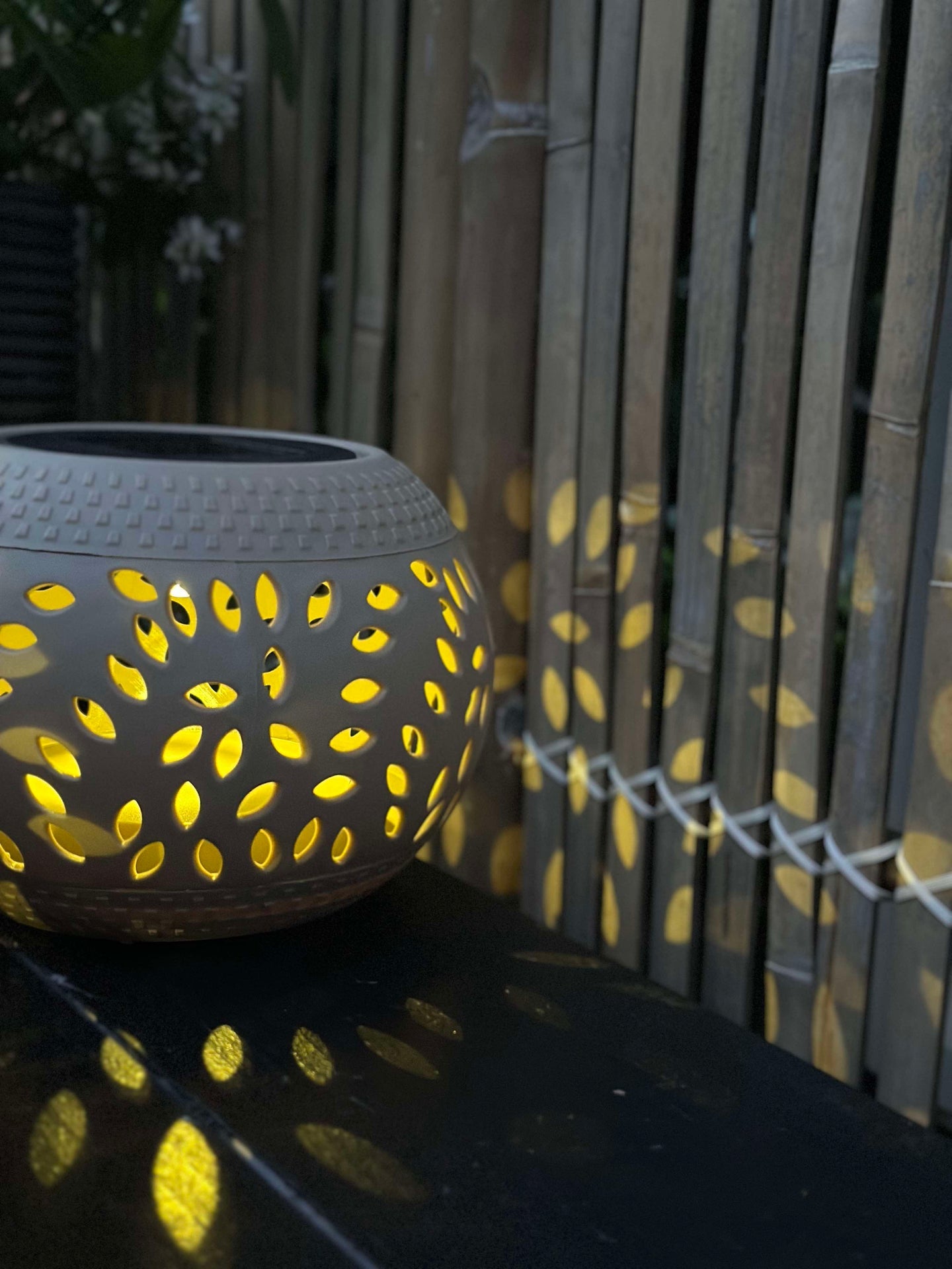 Solcellslykta FIONA - Beige