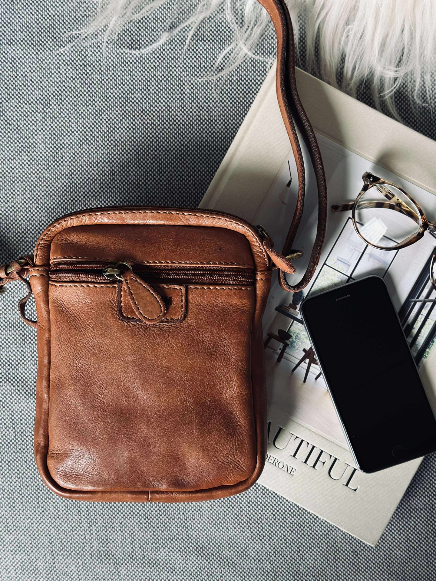 Crossover mobilväska - Cognac