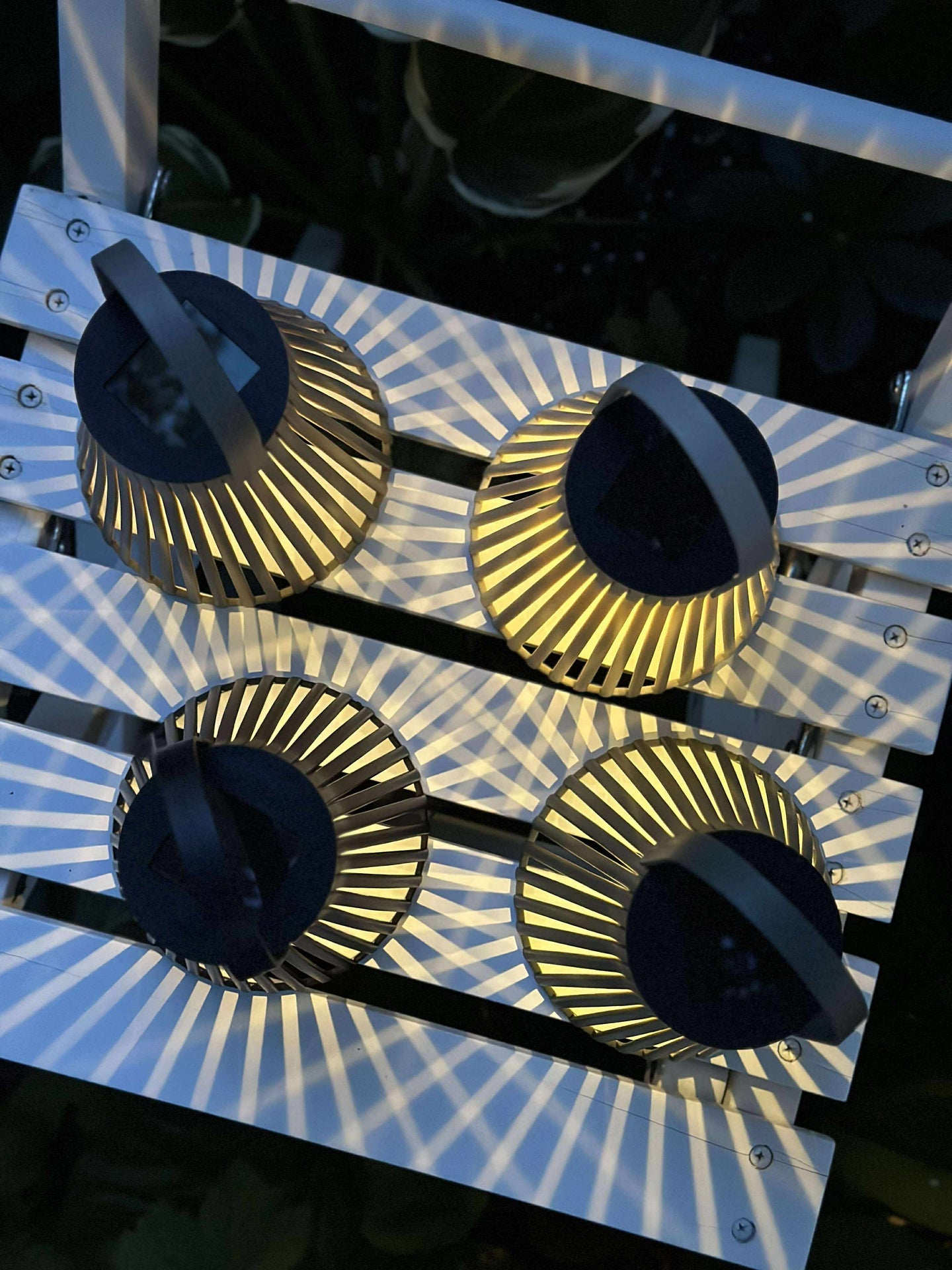 Solcellslykta - Flera färgalternativ