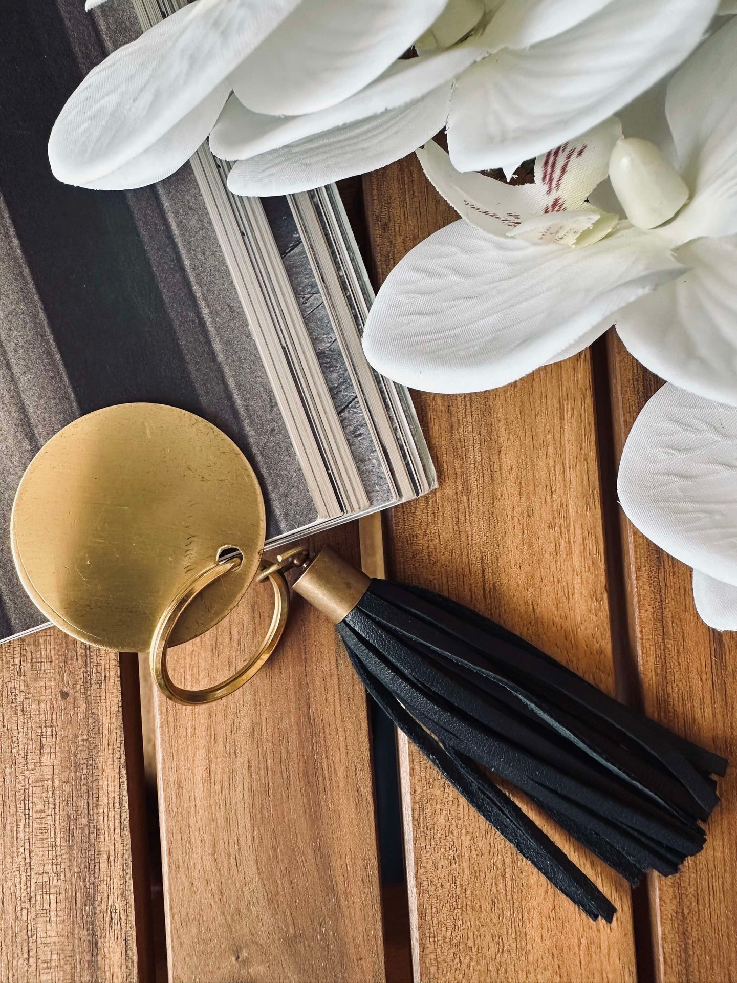 Nyckelring med tofs - Svart läder