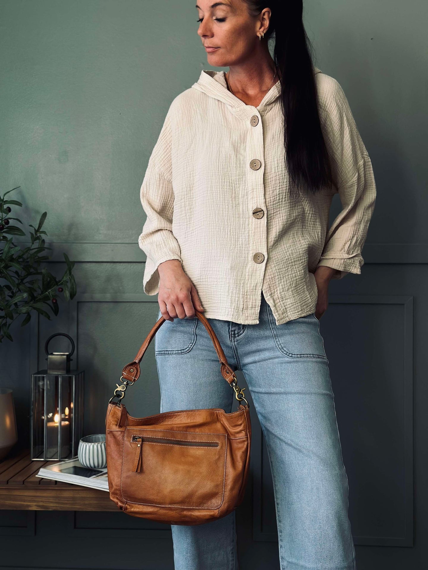 Axelväska Naomi small - Cognac