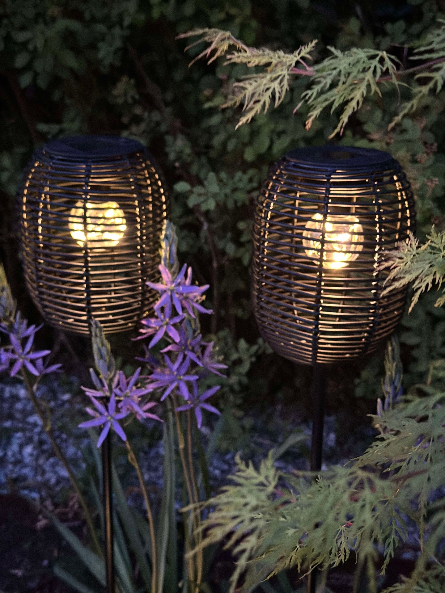 Lykta Molly svart på spjut - Solenergi