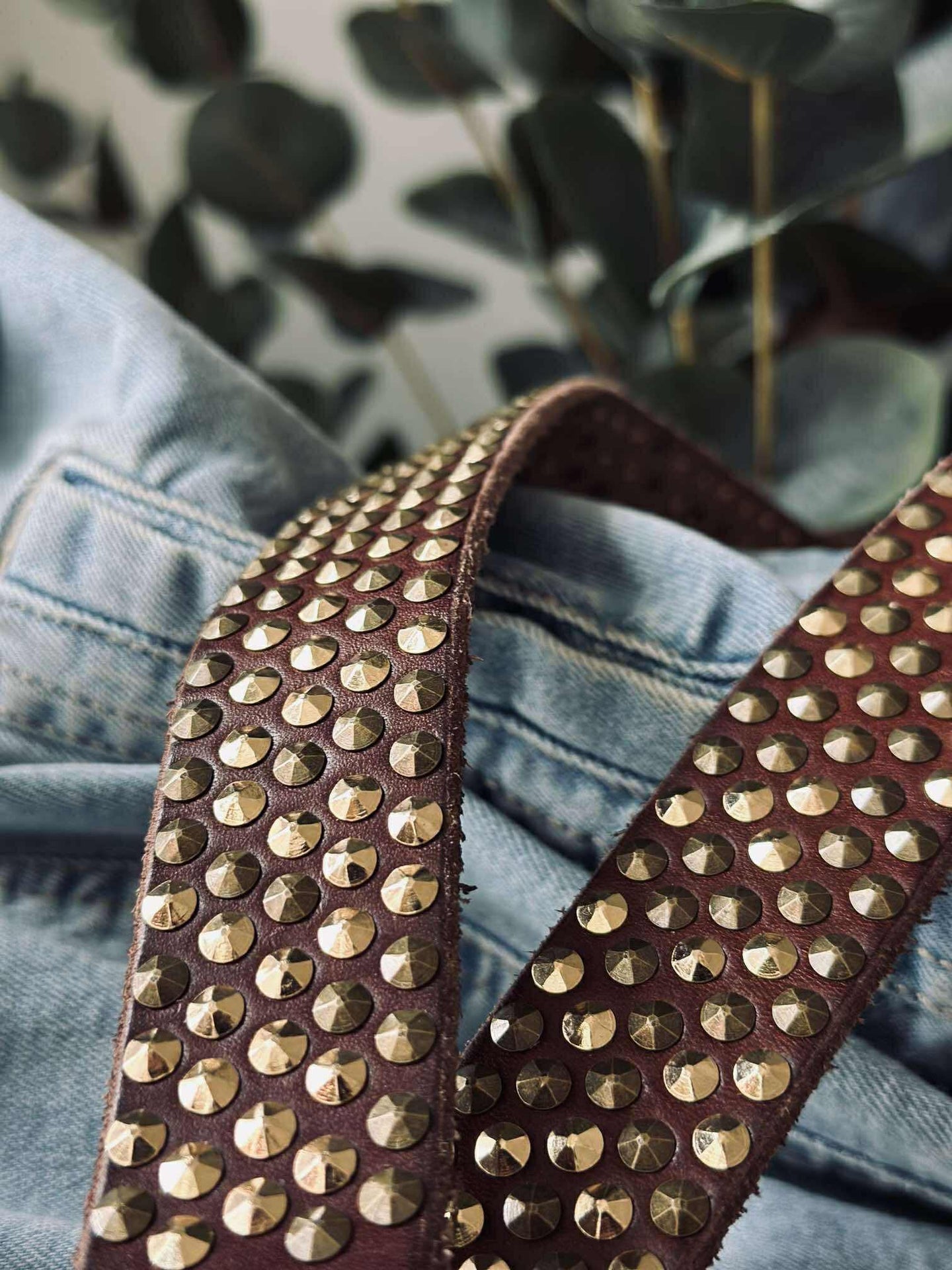 Jeansbälte med nitar - Brun/guld