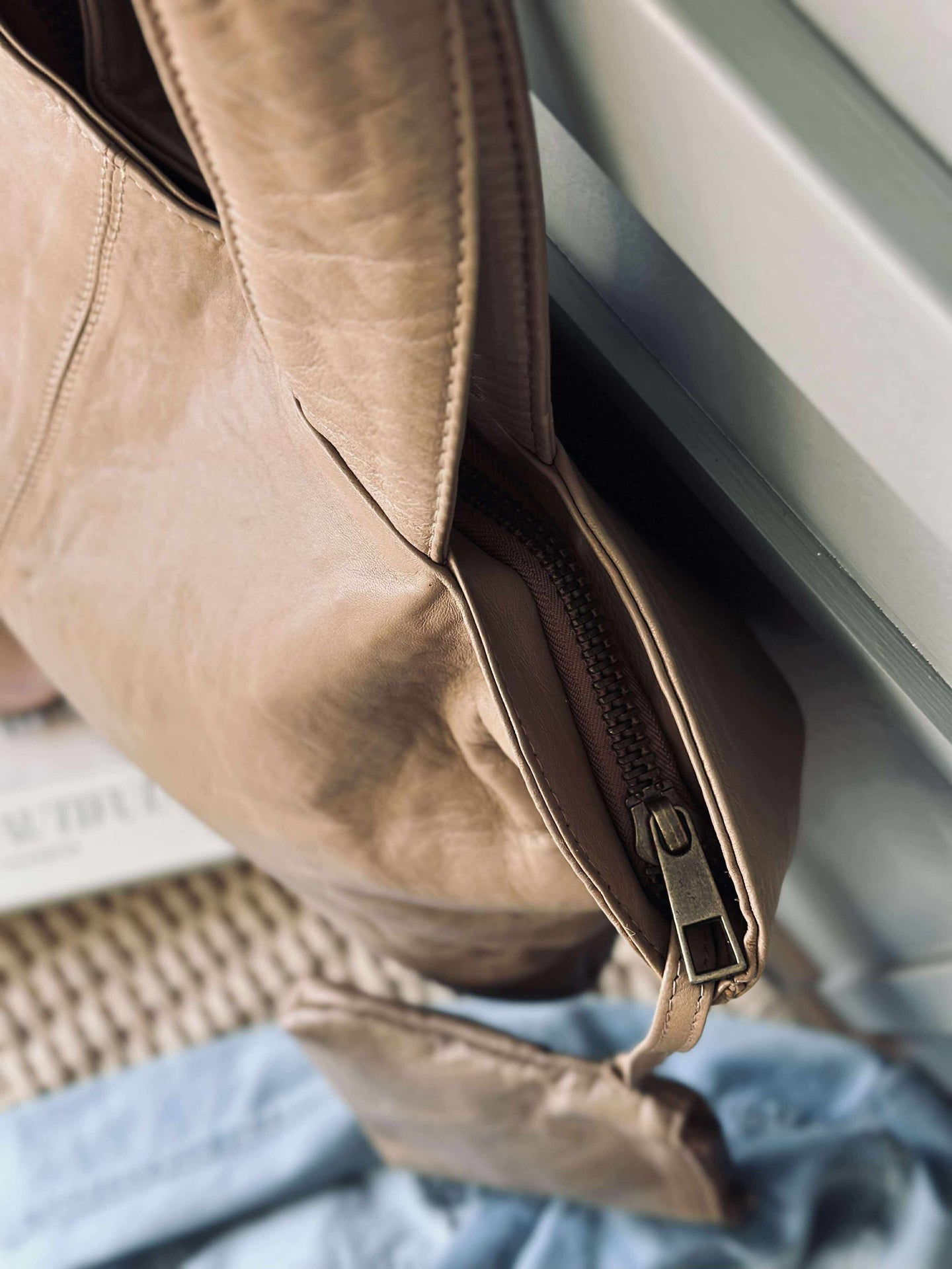 Shopper bläck clutch MILLE – Latte