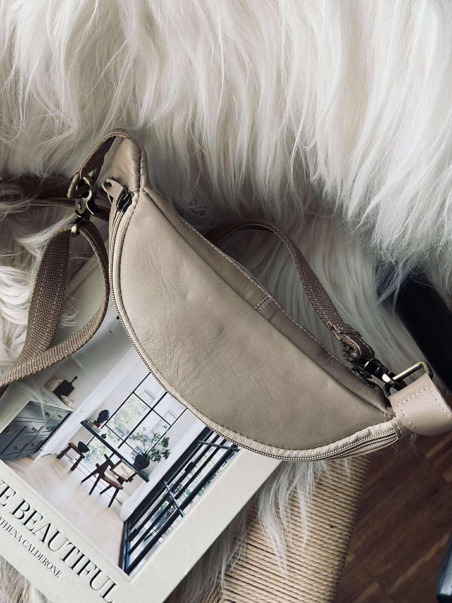 Midjeväska Anna - Beige