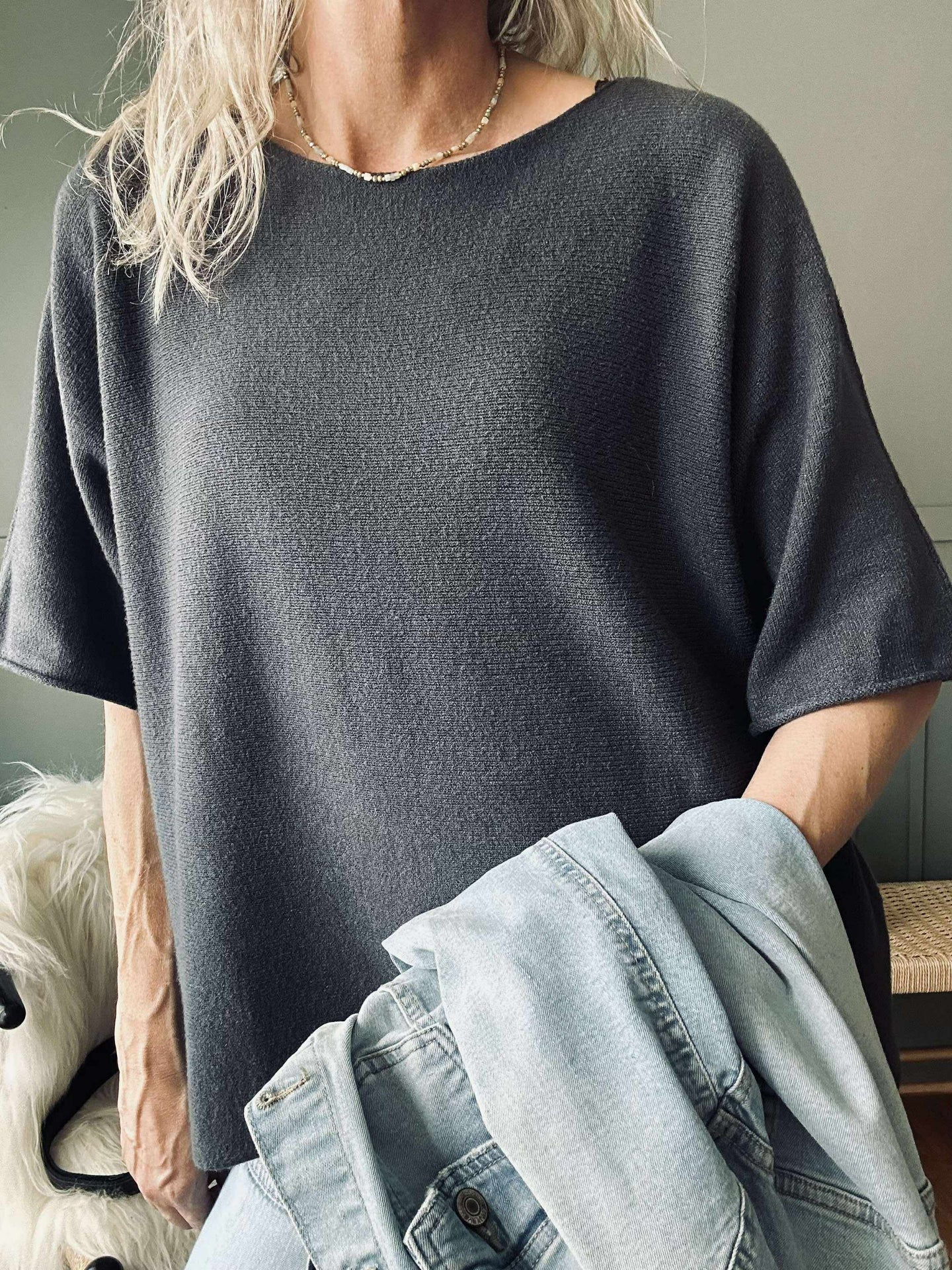 Blus Sia Mörkgrå – Oversize