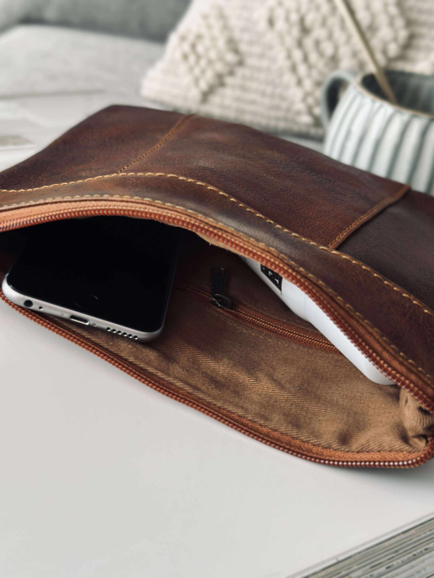 Clutch Oline Mörk cognac