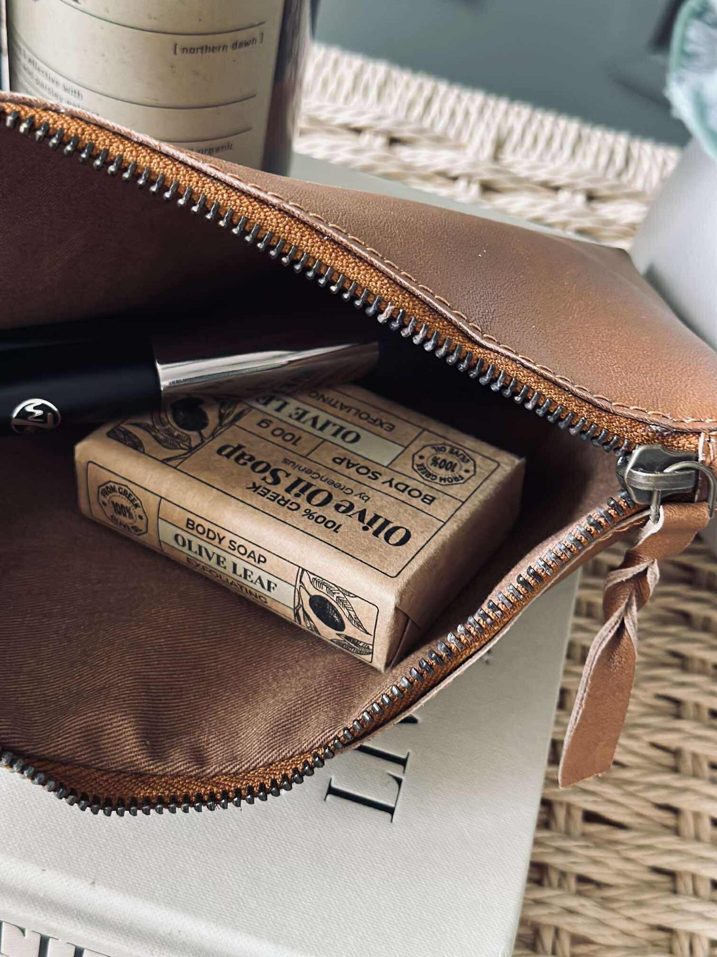 Kosmetikkpåse - Cognacläder