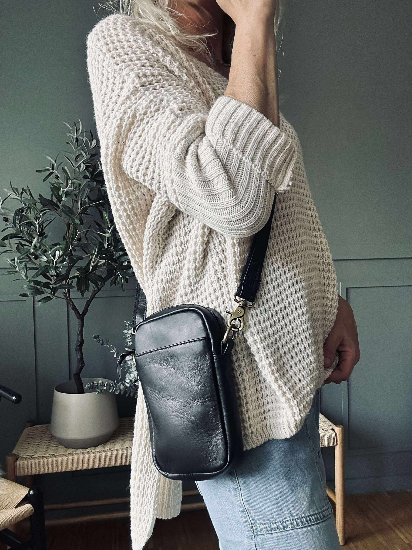 Mobilväska Emma - Svart