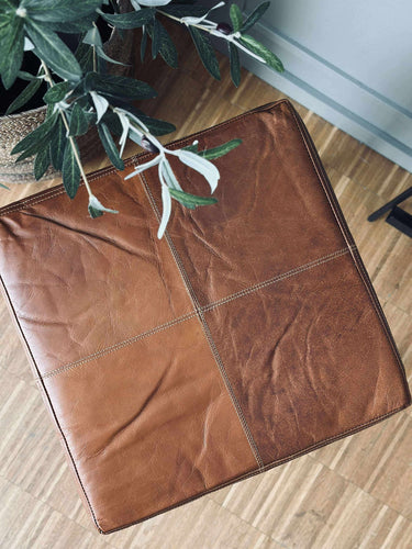 Dyna Tokyo i läder - 40x40 Cognac