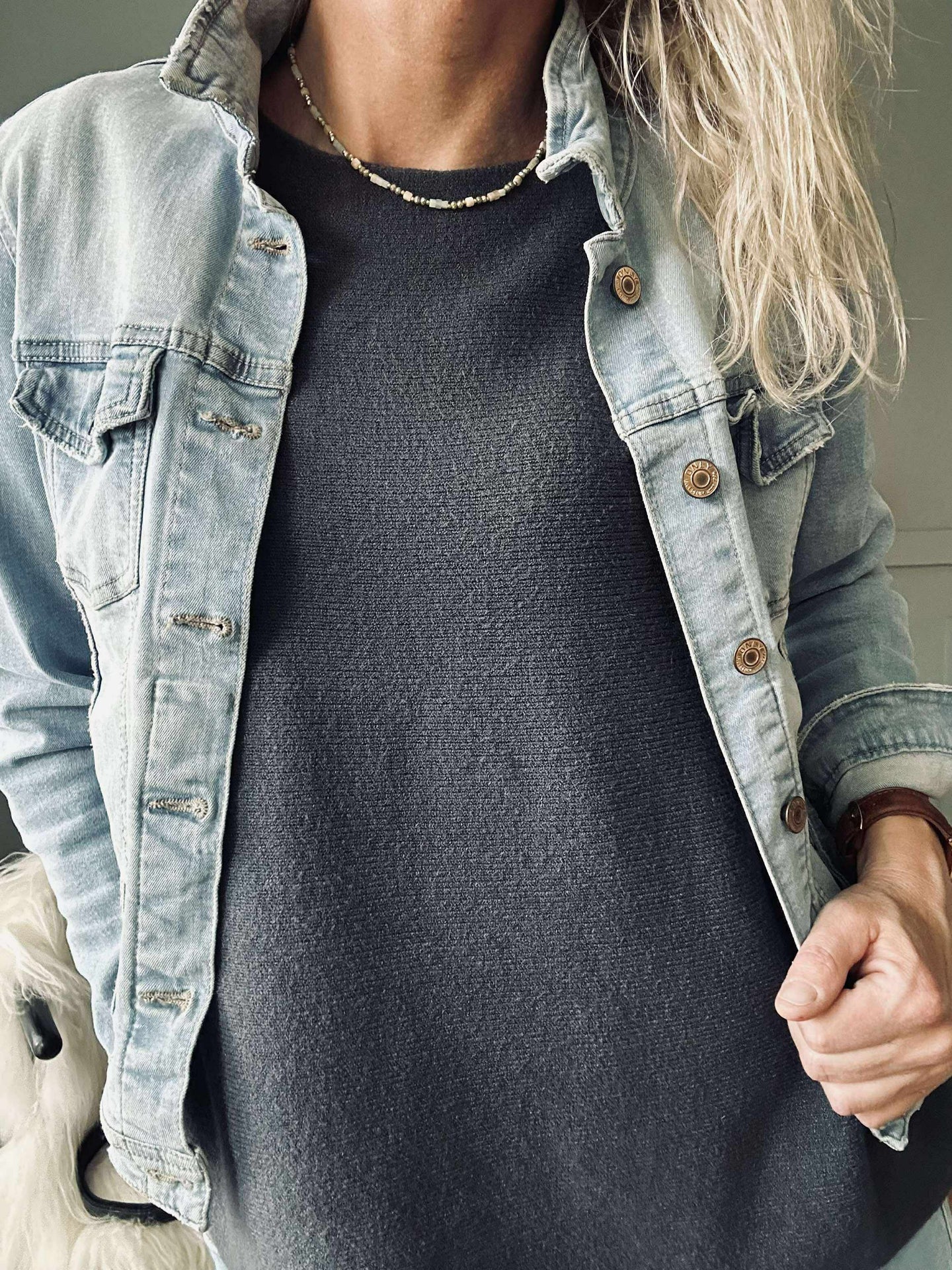 Blus Sia Mörkgrå – Oversize