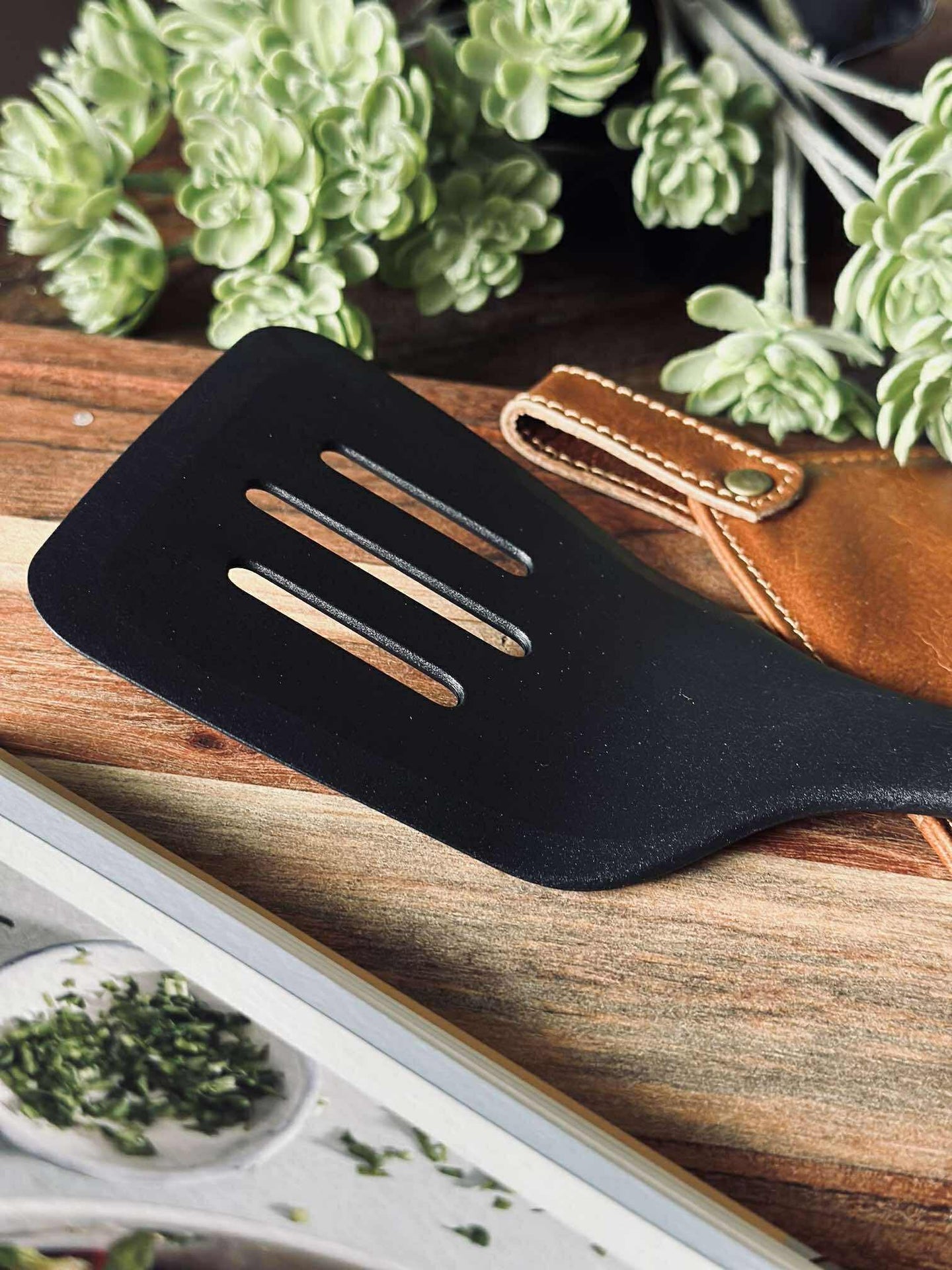 Stekspade med hål - Rostfritt stål
