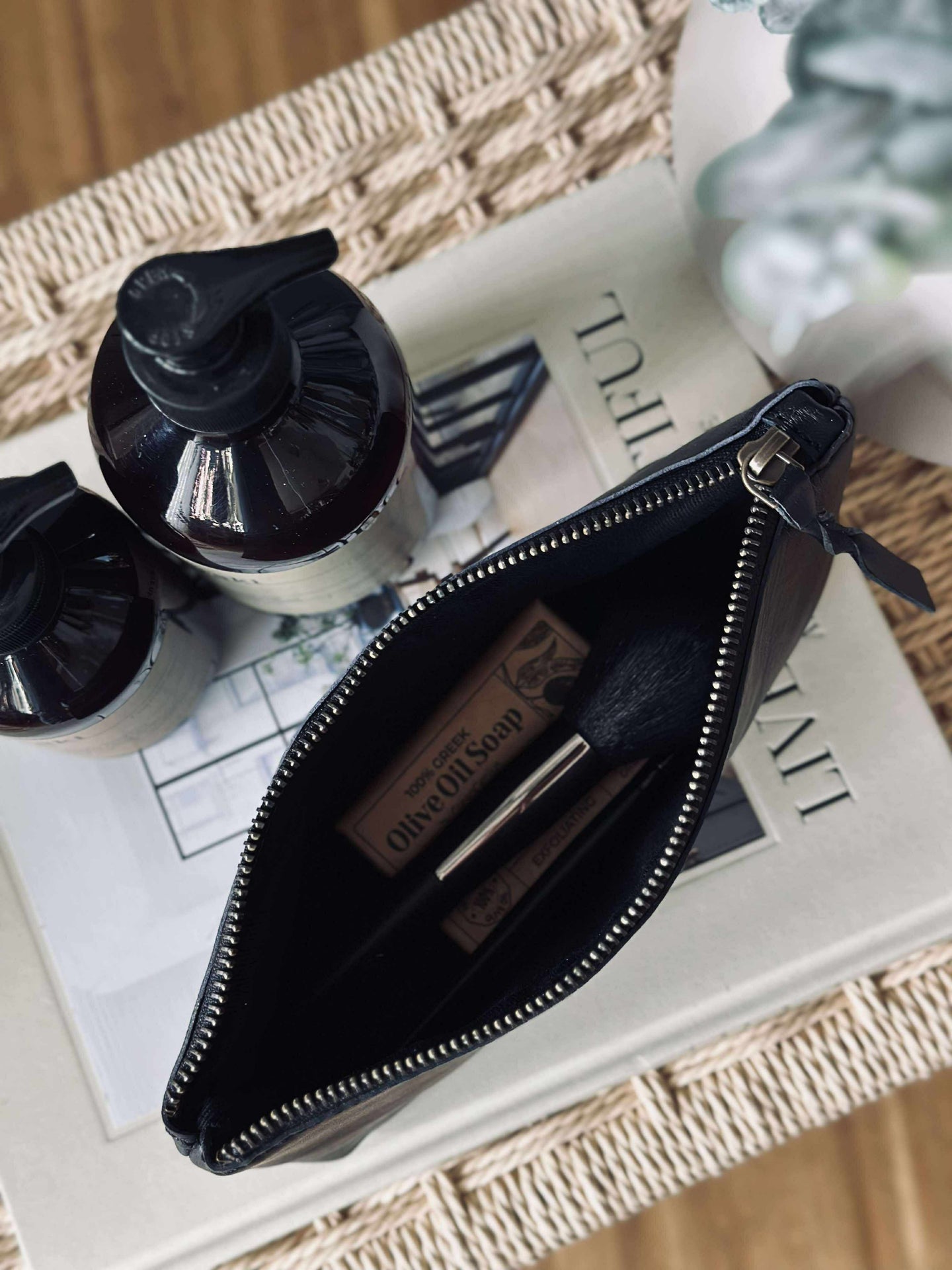 Kosmetisk väska - Svart läder