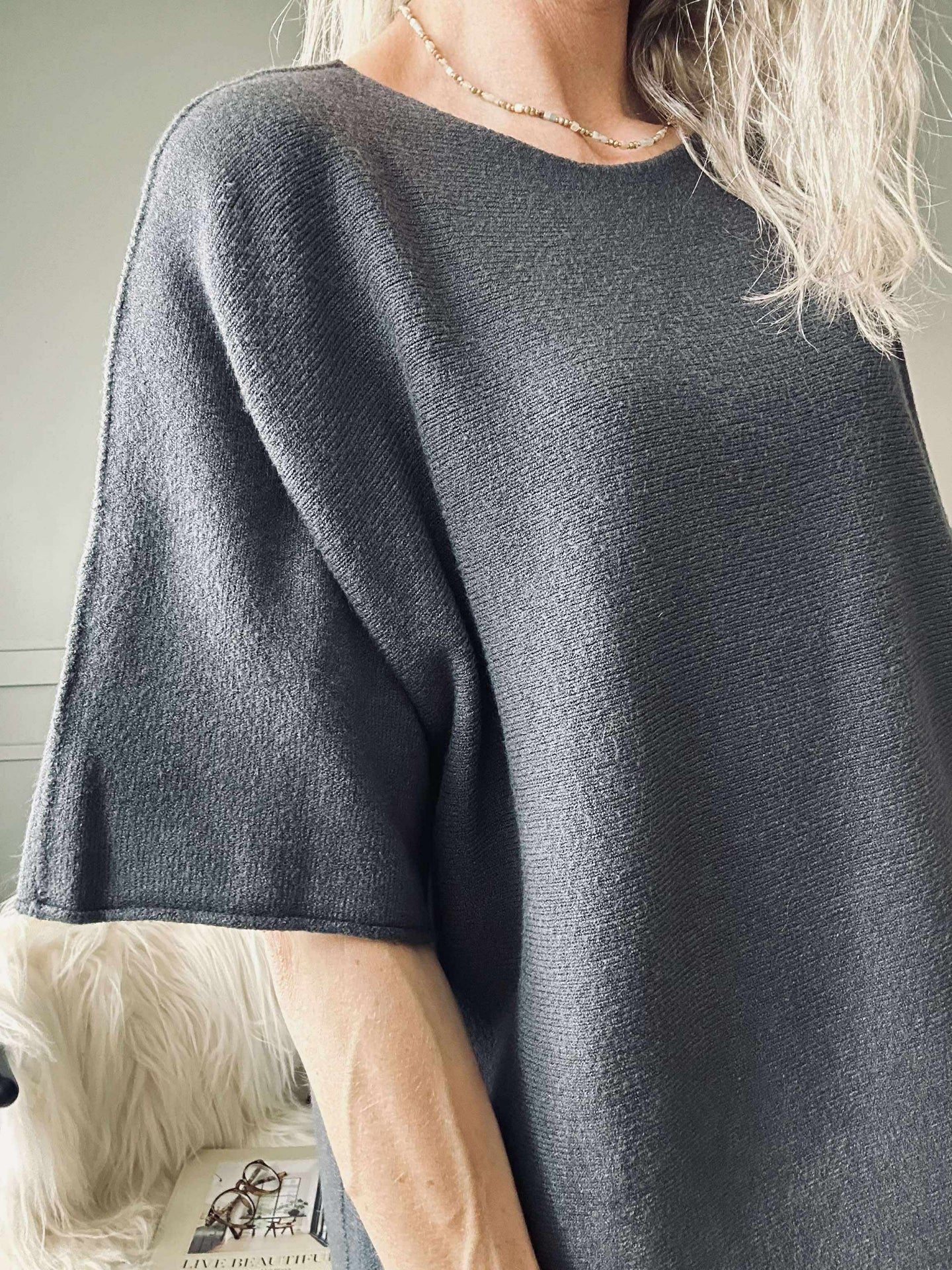 Blus Sia Mörkgrå – Oversize