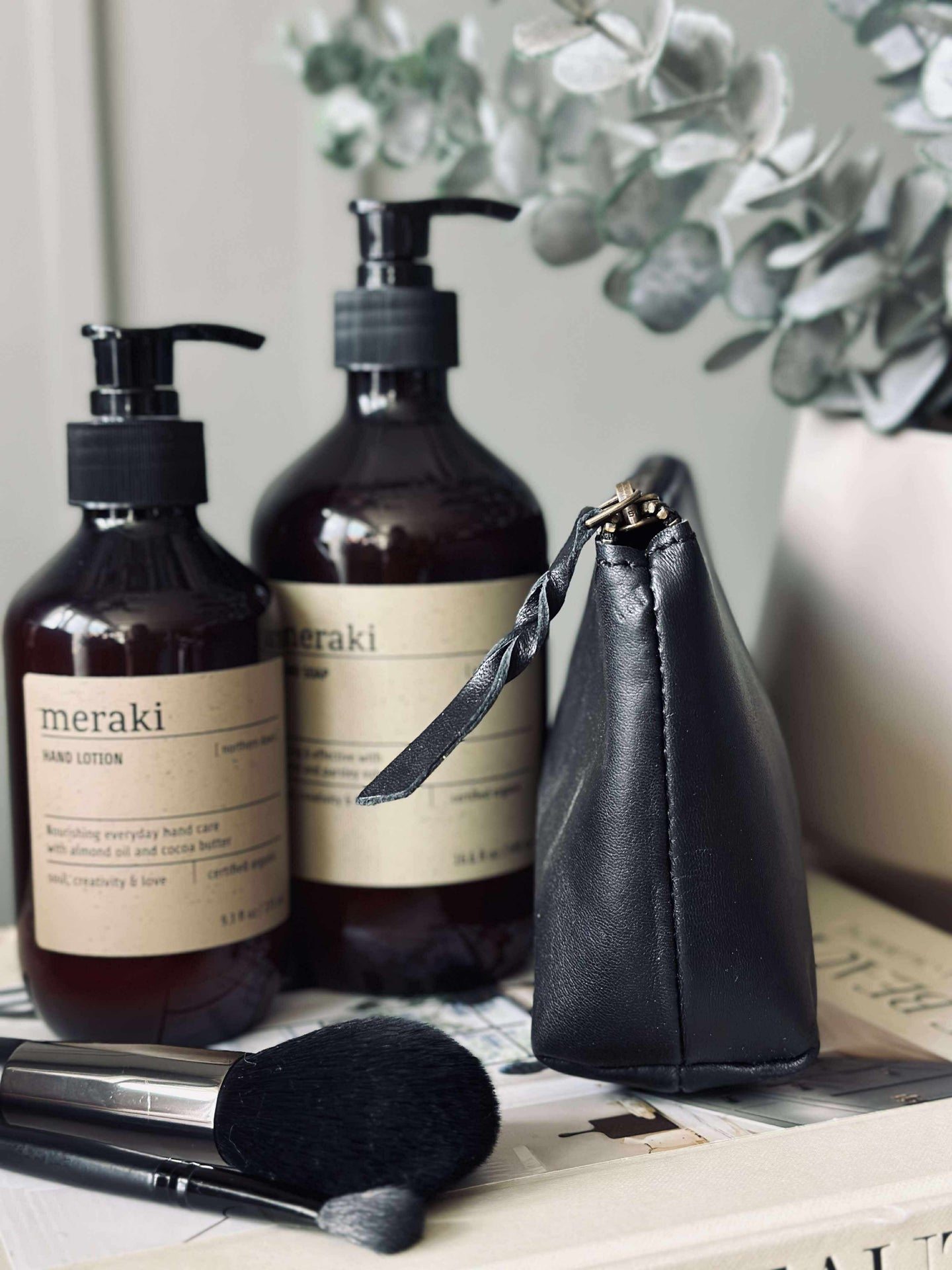 Kosmetisk väska - Svart läder