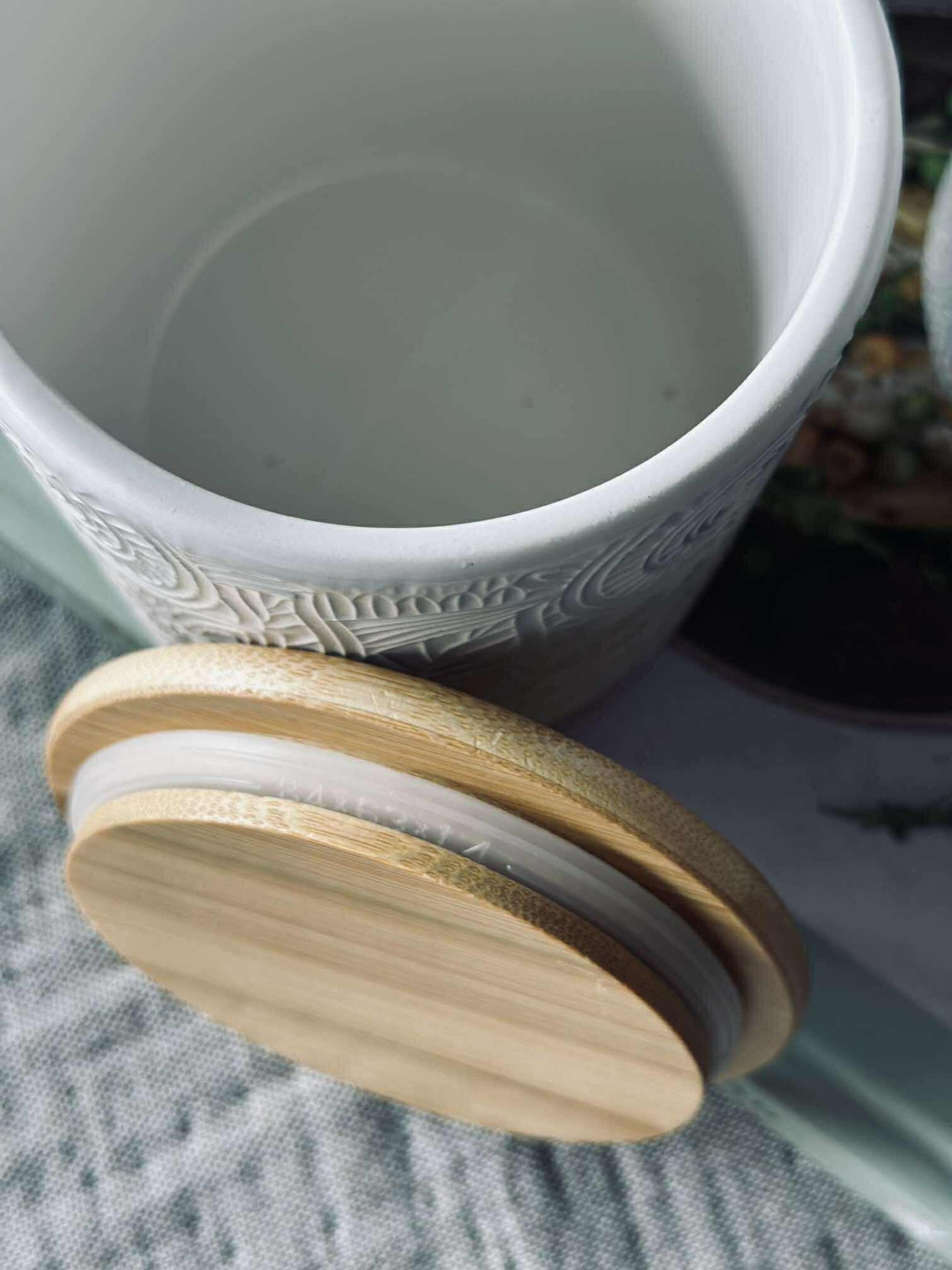 Burk med lock - Keramik 800ml