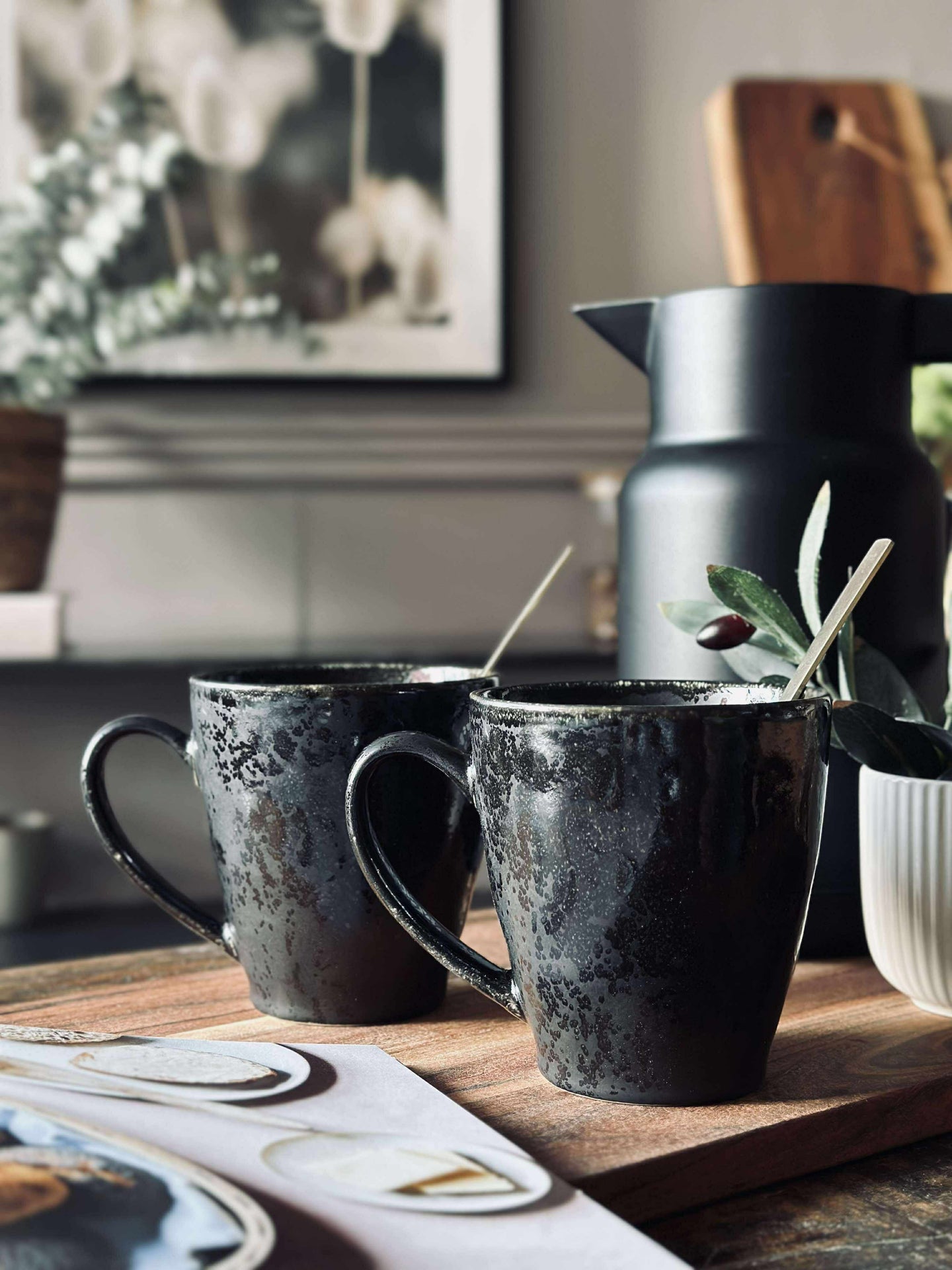 XL Mugg med handtag i stengods – Matt svart