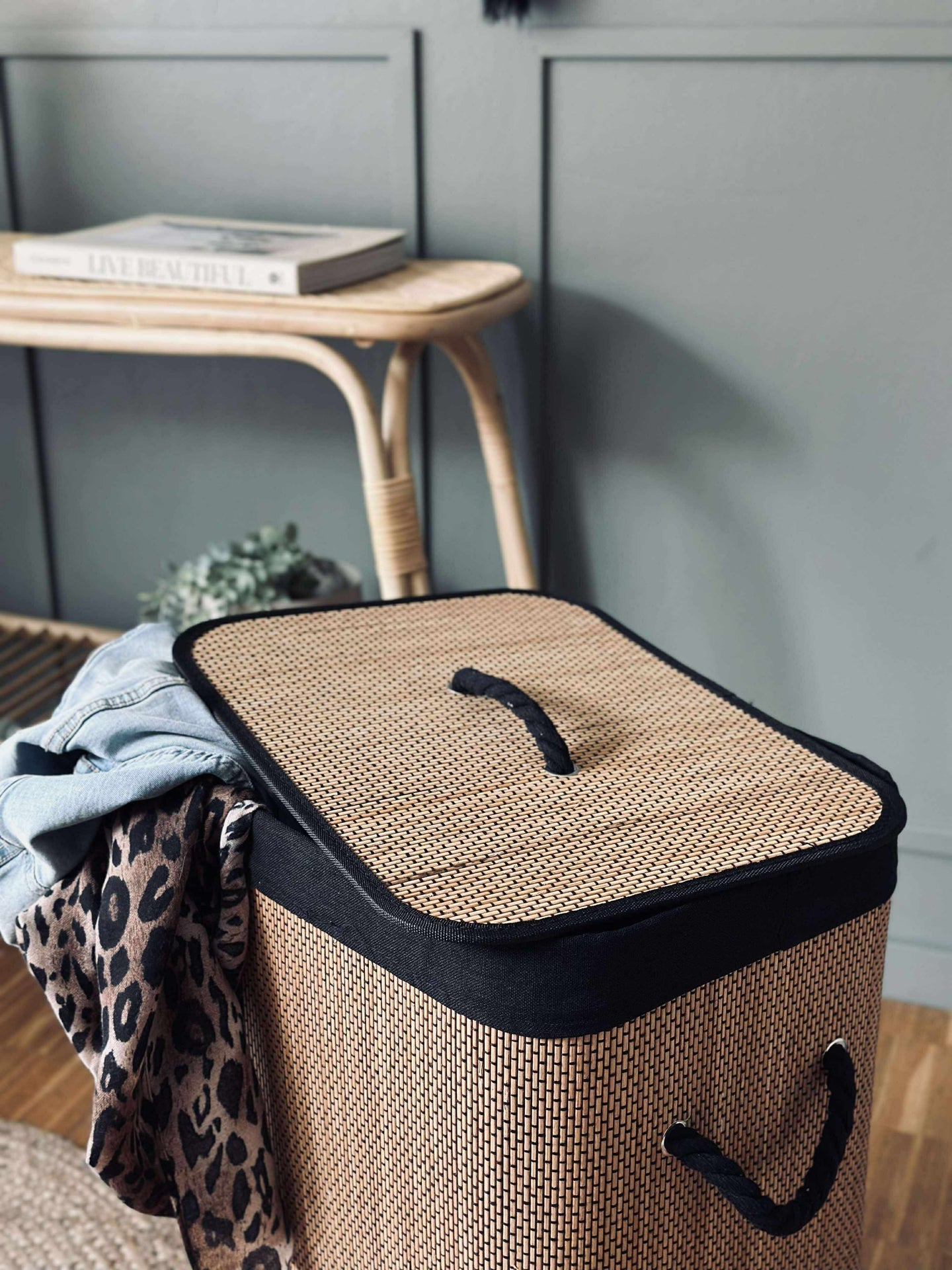 Tvättkorg i bambu - Svart