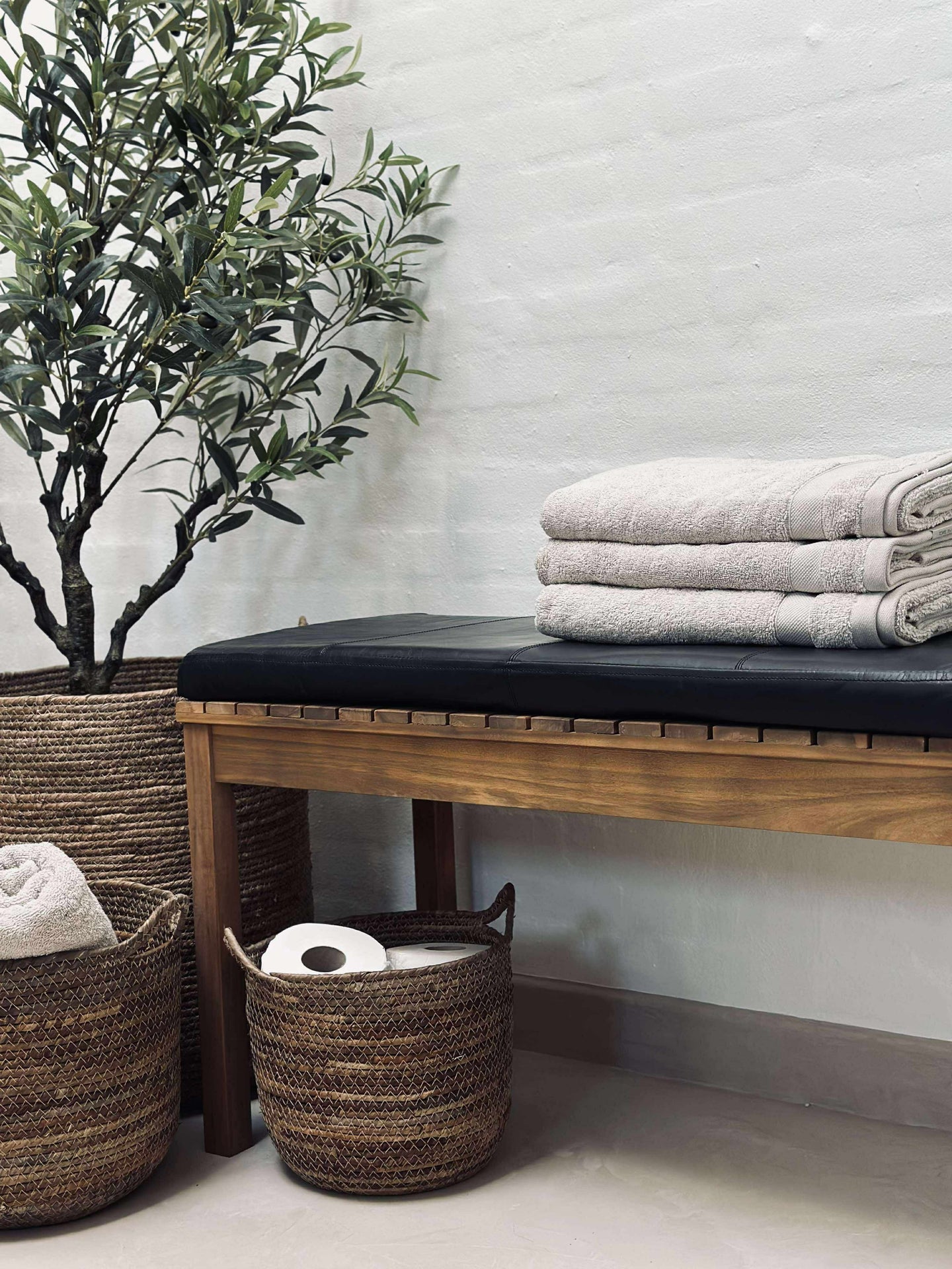 Läderdyna Tokyo - 118cm Svart