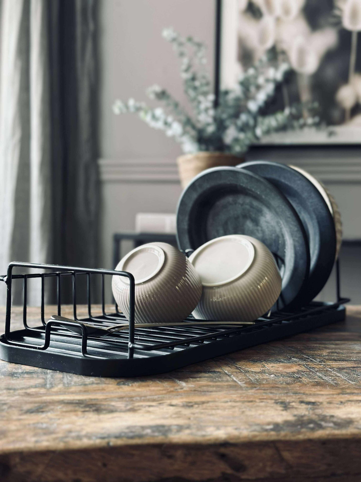 Diskställ med bricka