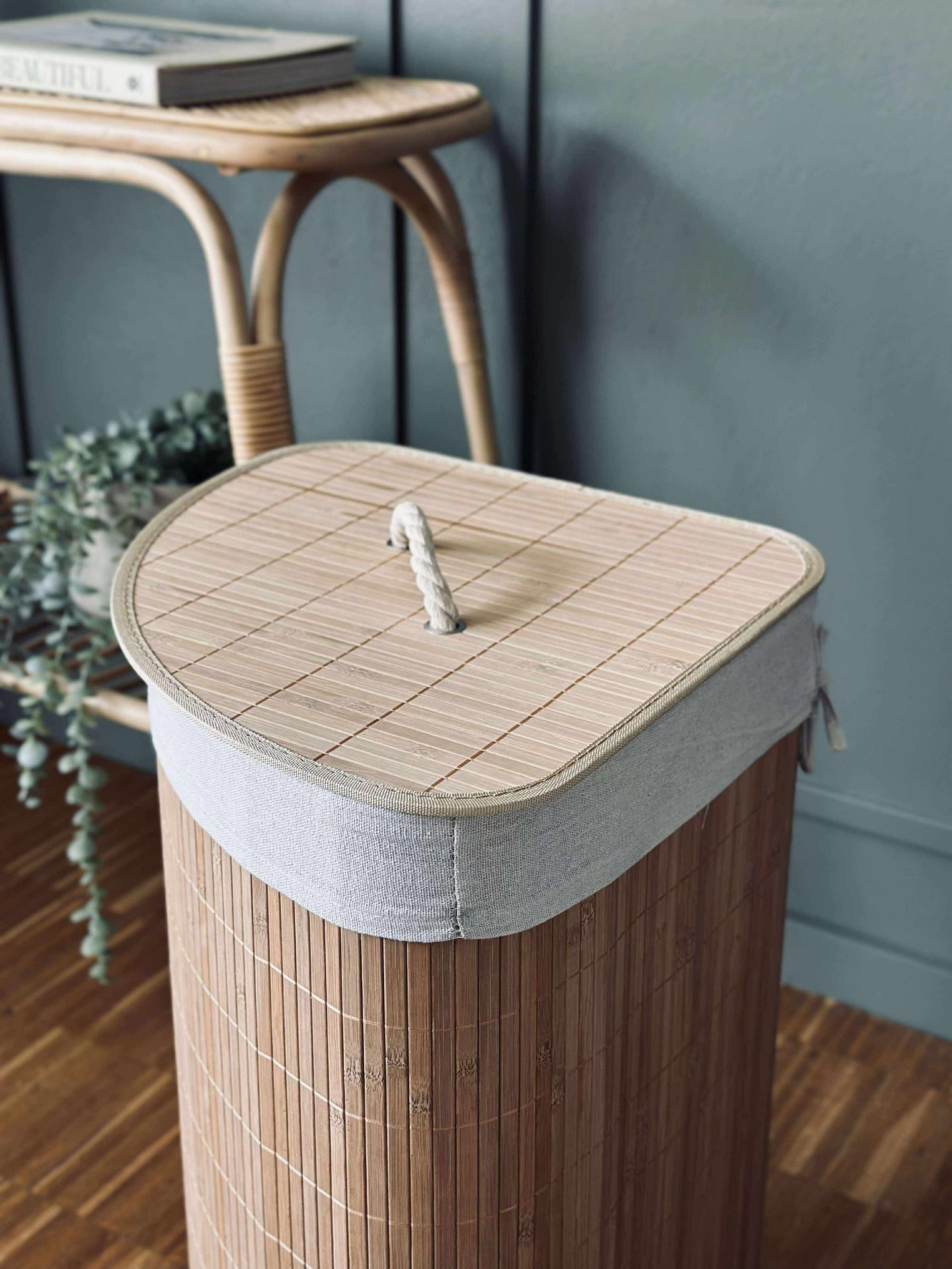 Tvättkorg i bambu - Triangulär