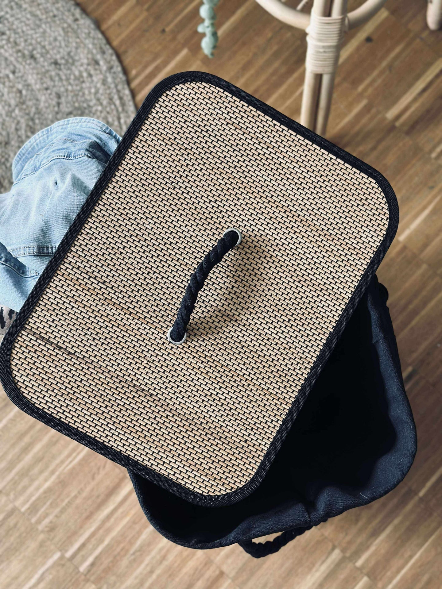 Tvättkorg i bambu - Svart