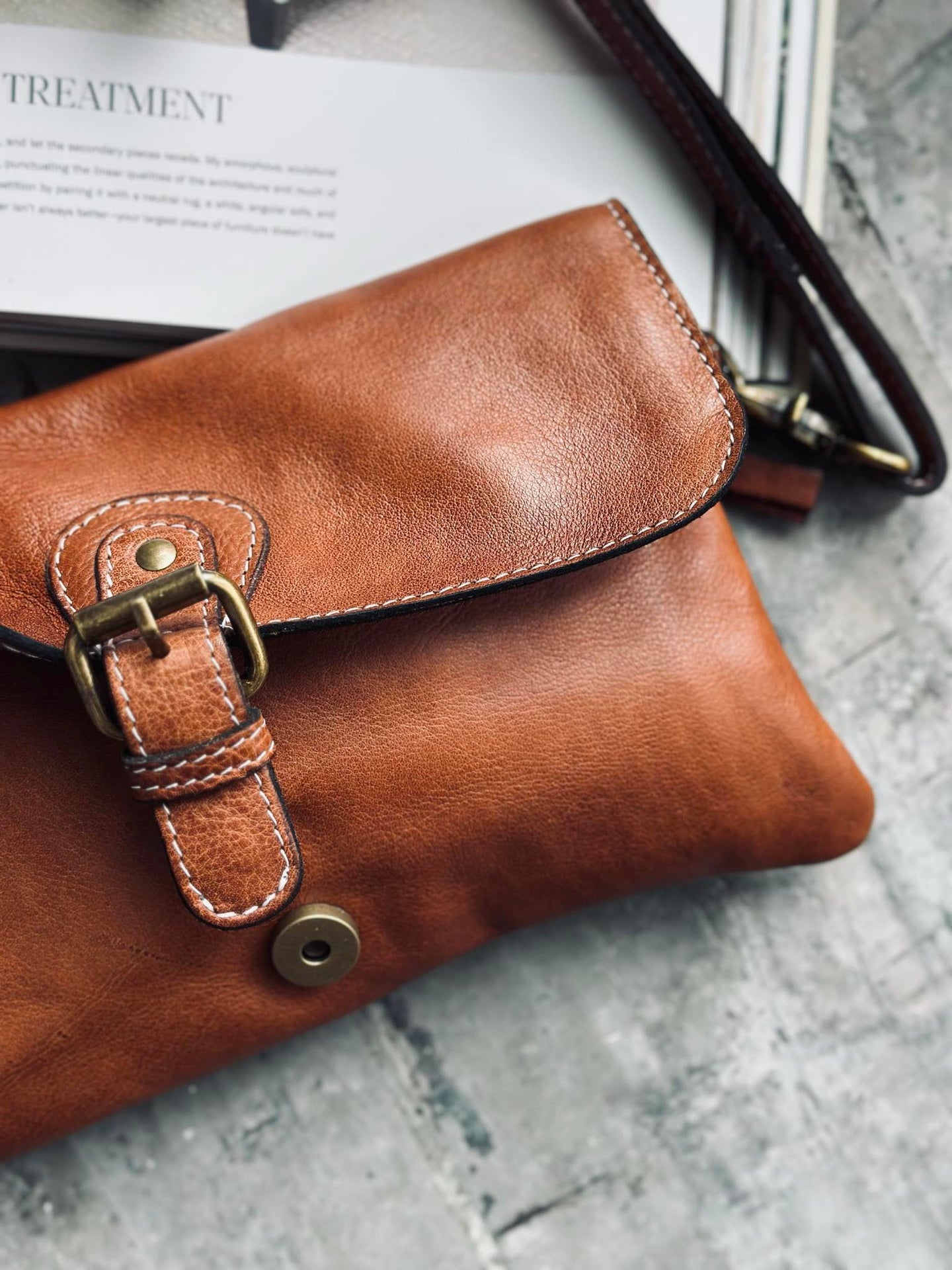 Clutch Jodi - Valnöt