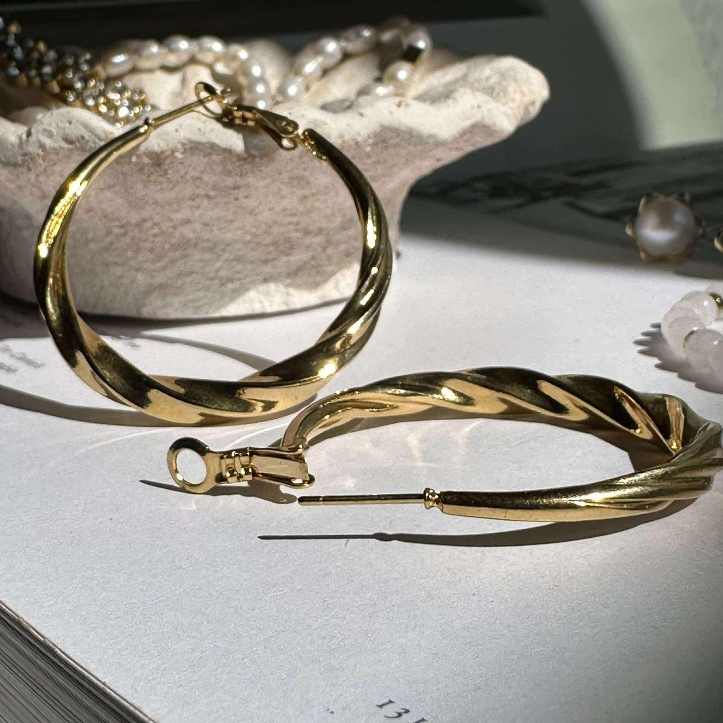 Jayden förgyllda örhängen