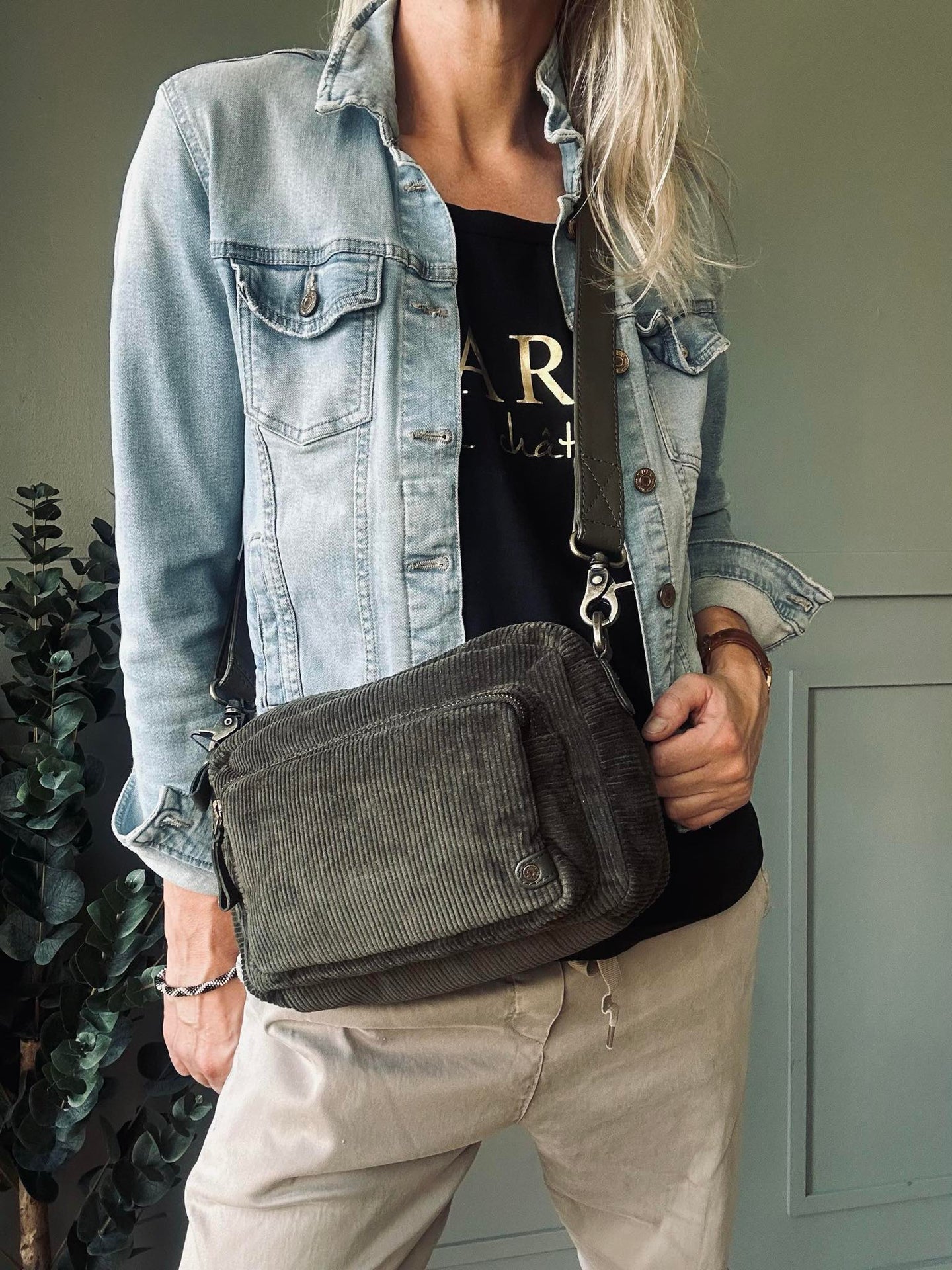 Crossbody Army manchester