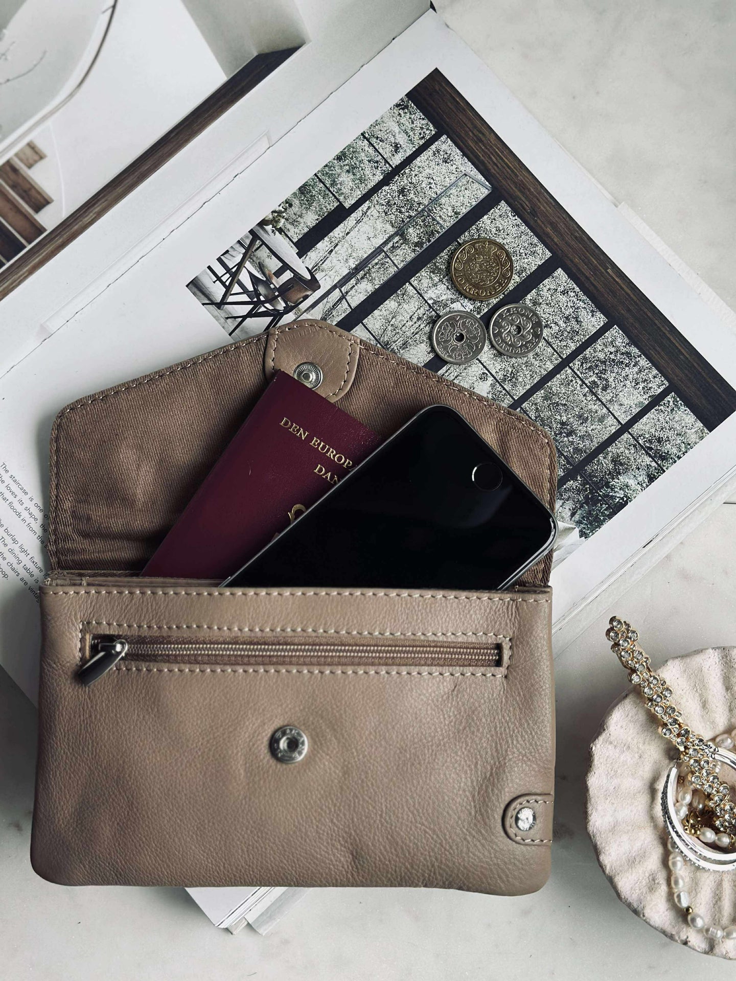 Plånbok Aura - Dammig Taupe