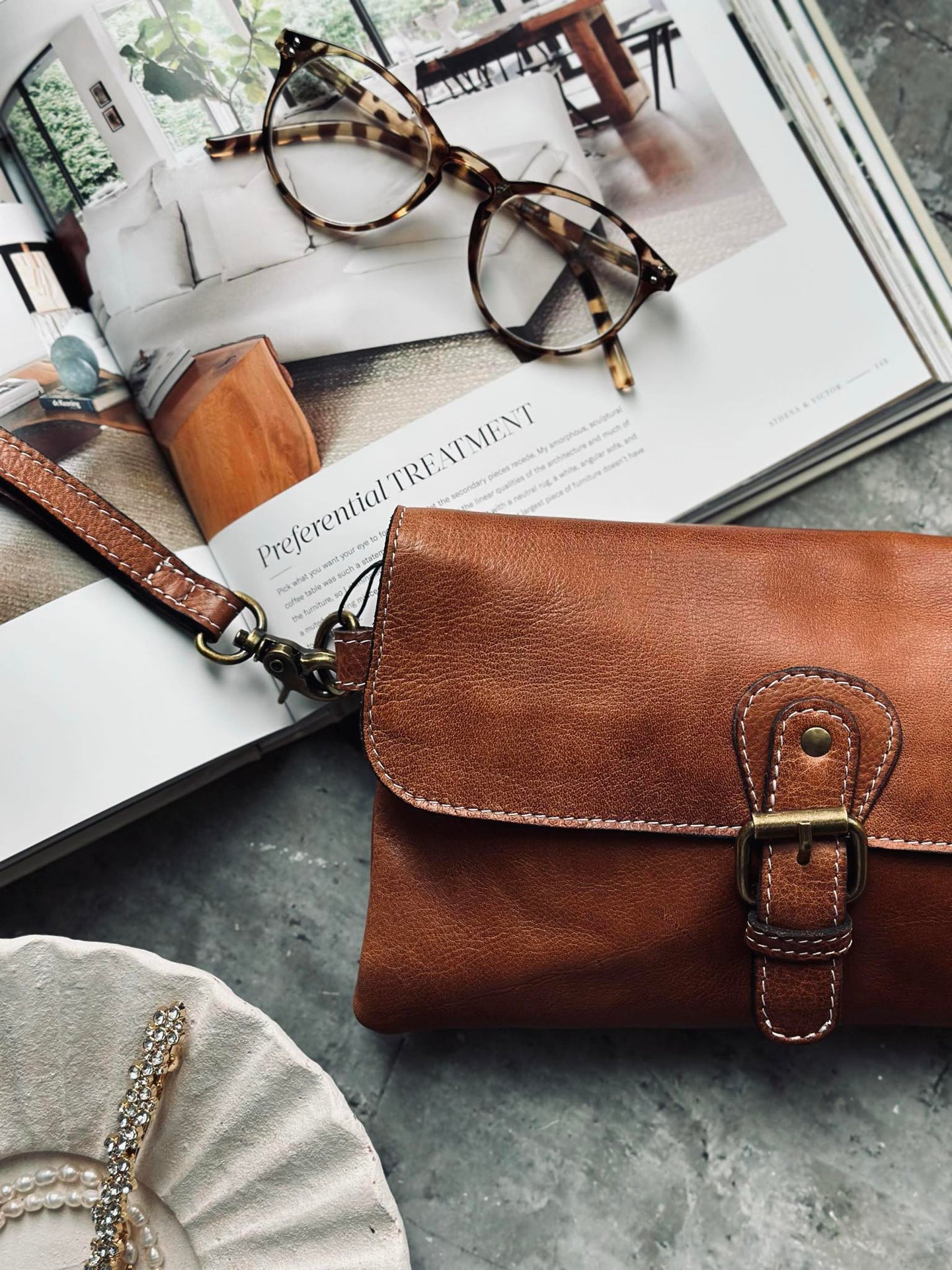 Clutch Jodi - Valnöt