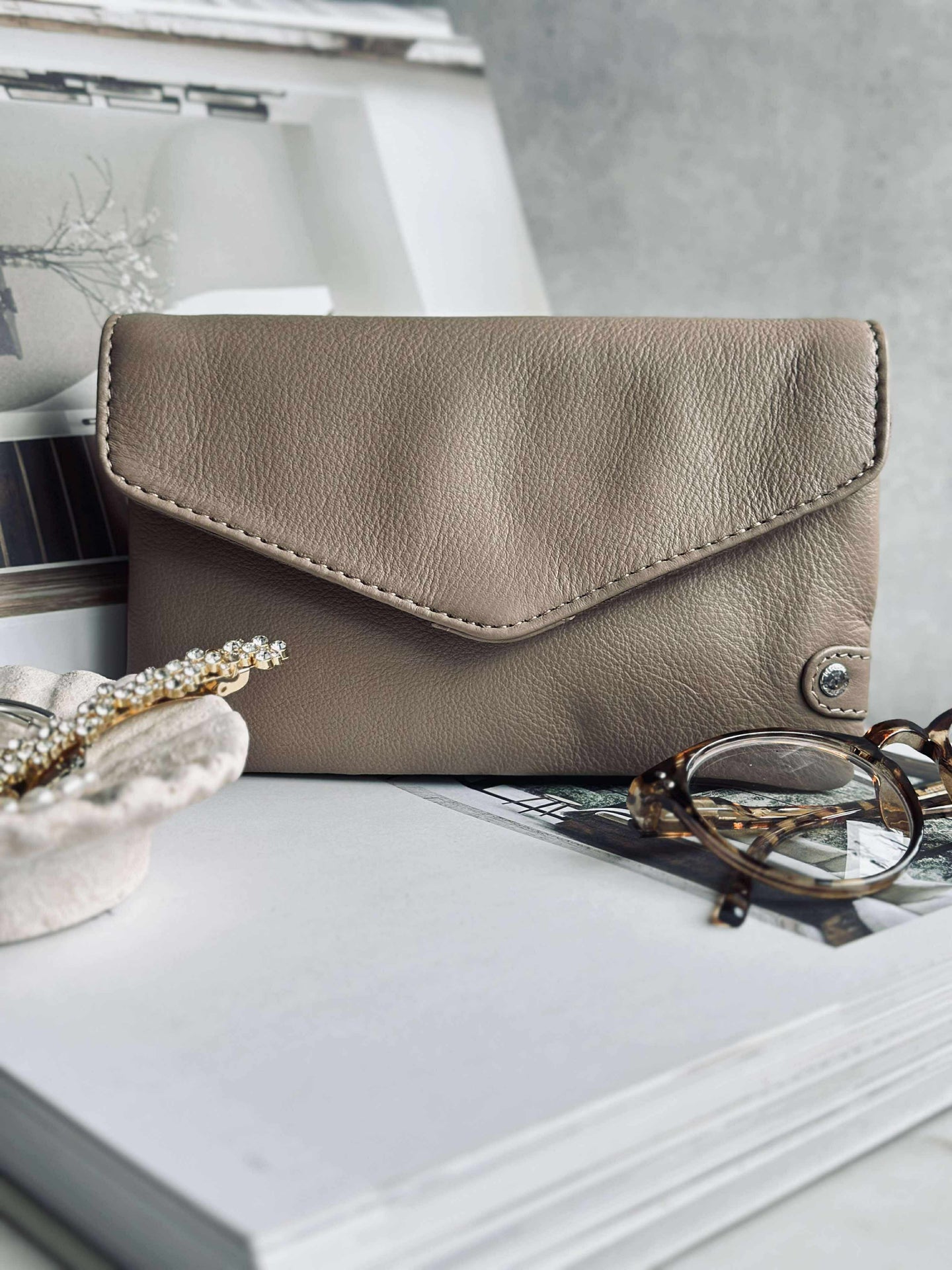 Plånbok Aura - Dammig Taupe