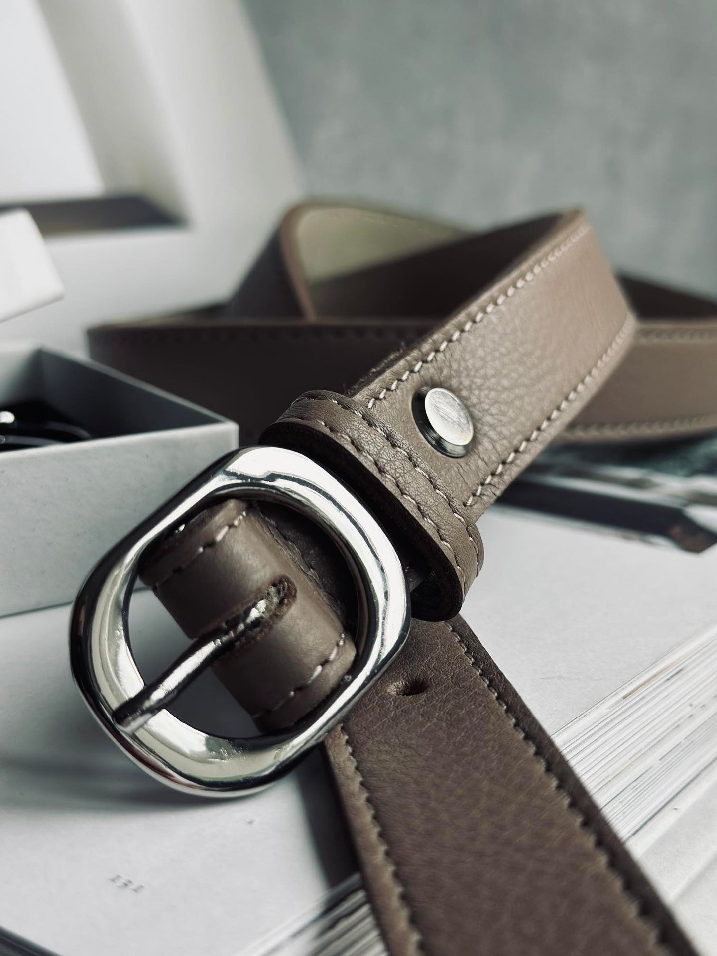 Bälte - Dammig taupe