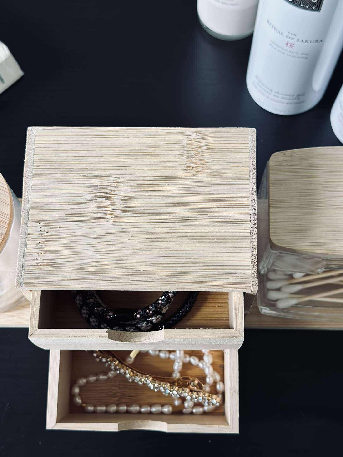 Organiserare i bambu