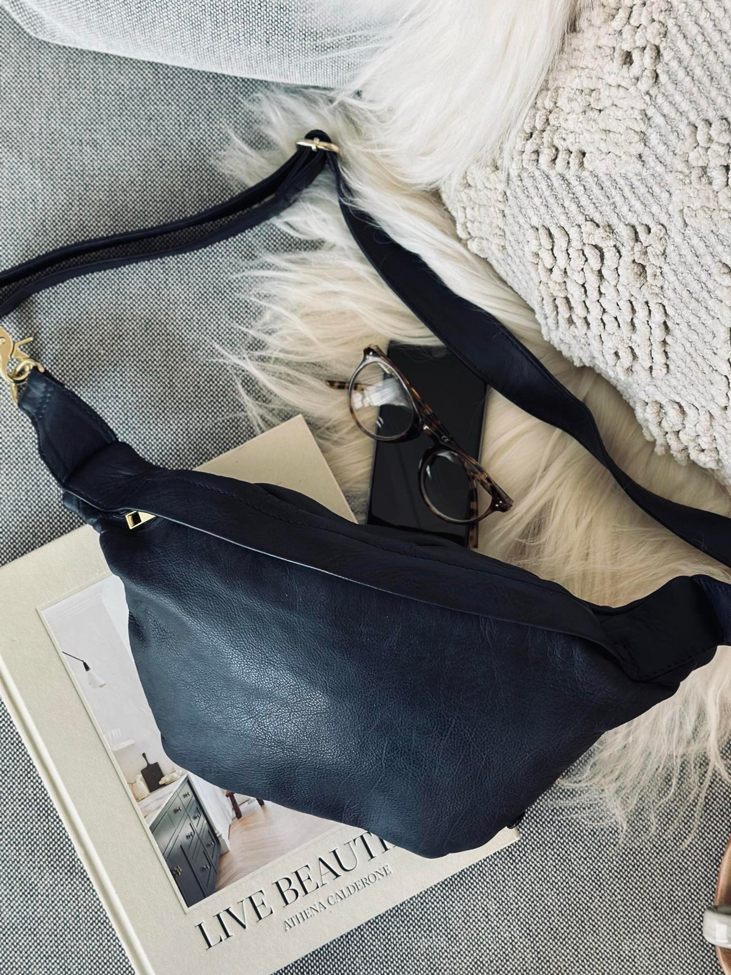 Cool Buffy Bumbag i smörmjukt läder - Midnattblå